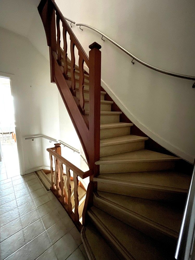 Bel-etage woning met tuin gelegen in het hart van Strombeek-Bever foto 7