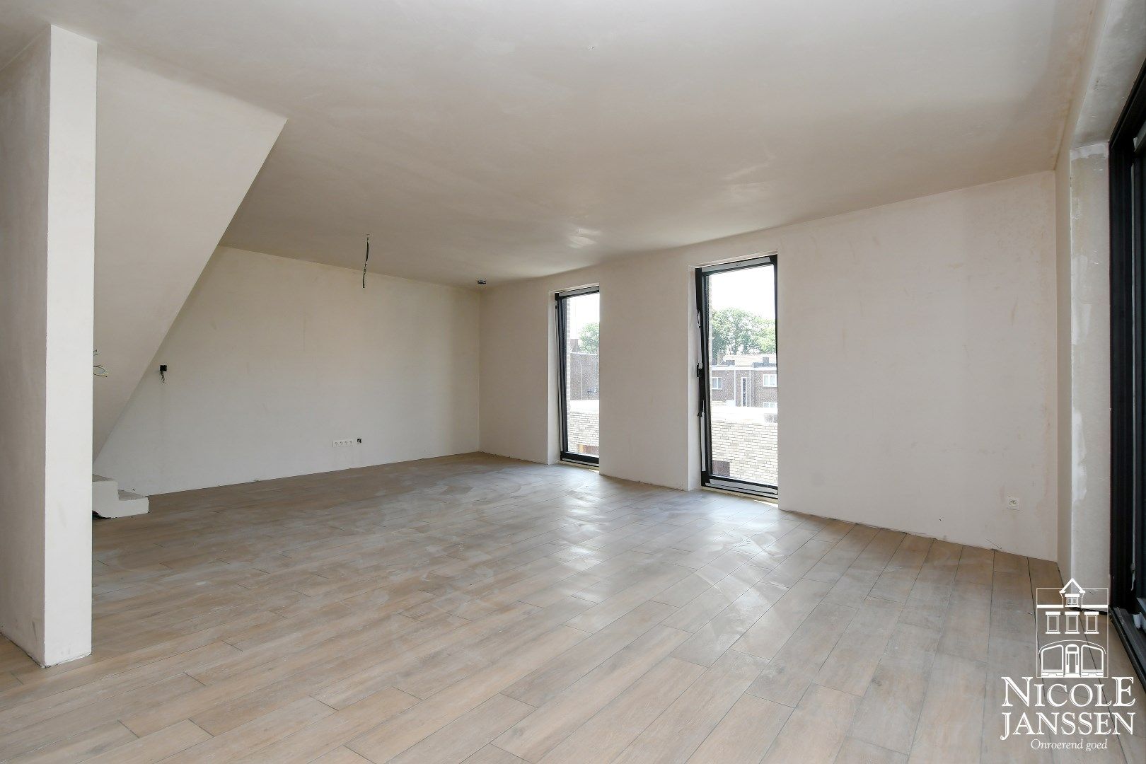 Duplex-appartement op de 2e en 3e verdieping (2.2)  van 125,93m² met 2 slaapkamers en terras van 12,16m² foto 3