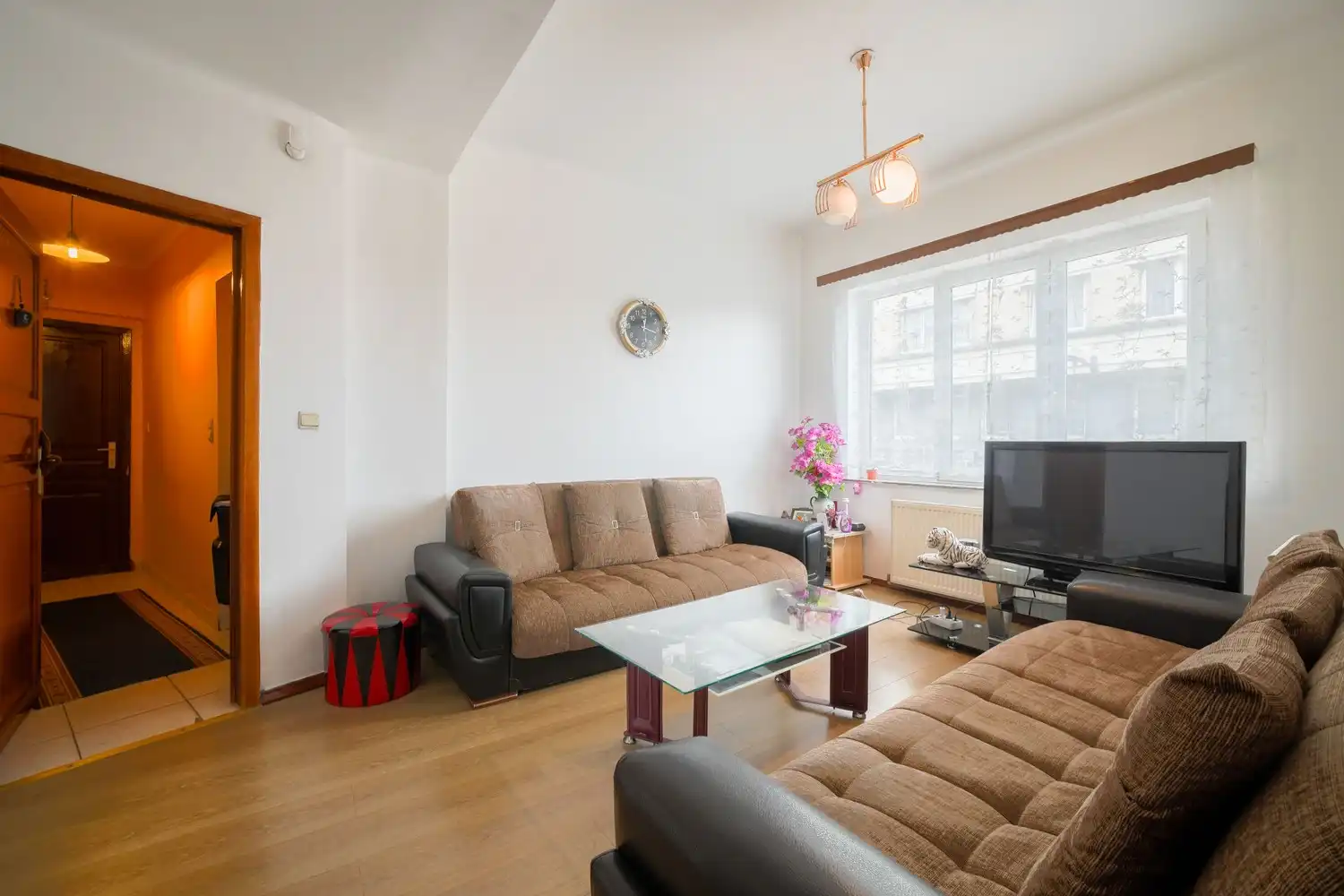 Gezellig appartement met 1 slaapkamer en terras op toplocatie in Anderlecht foto 5