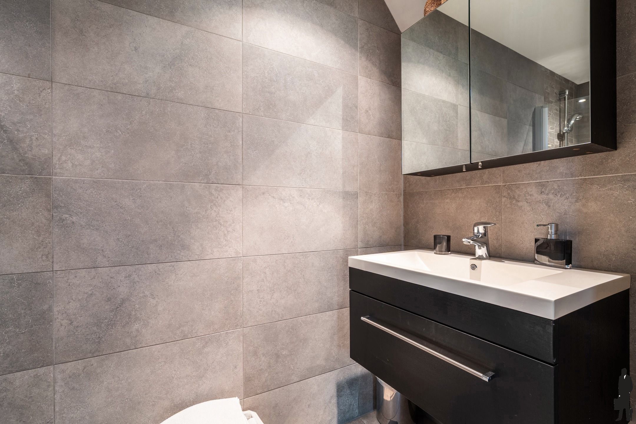 Luxe villa met zwembad op een perceel van c. 1.550m² te Poppel foto 17