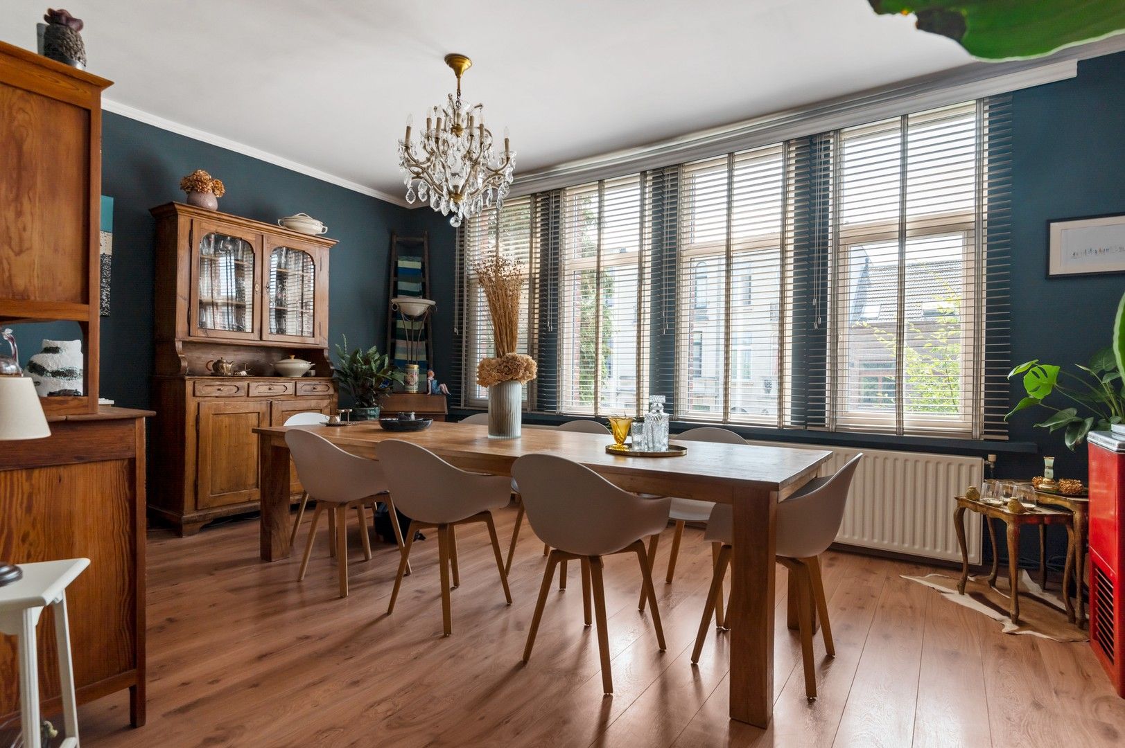 Charmante, lichte woning met heerlijk terras op toplocatie! foto 4