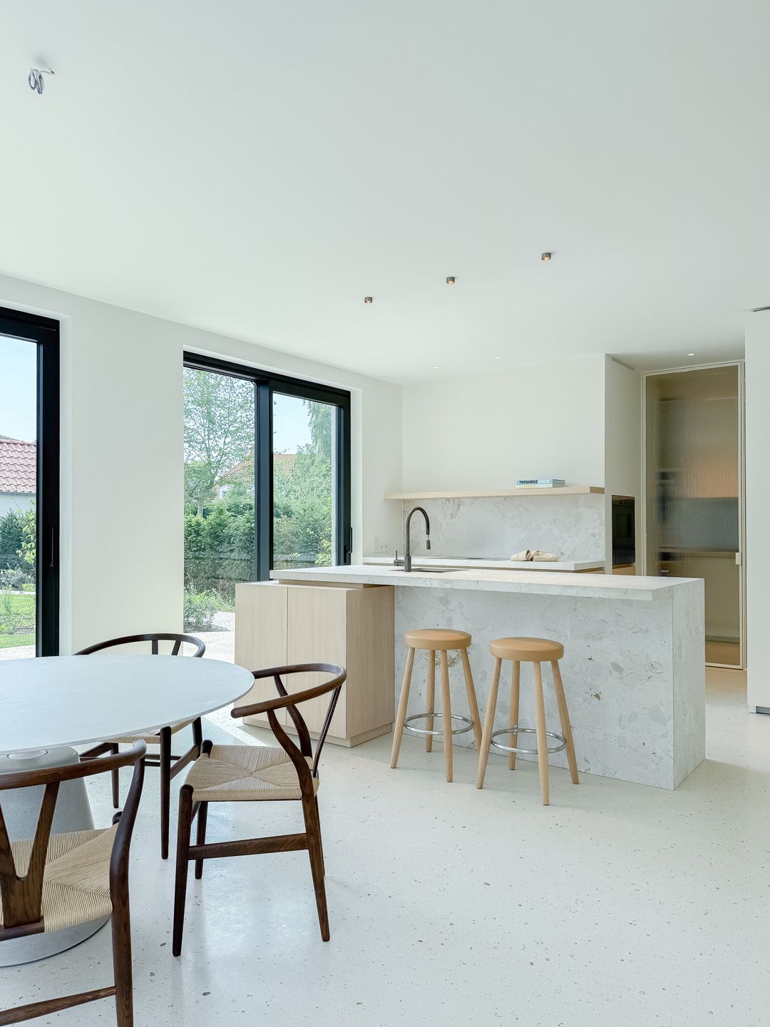 Instapklare NIEUWBOUWVILLA aan de rand van het Zoute... foto 15