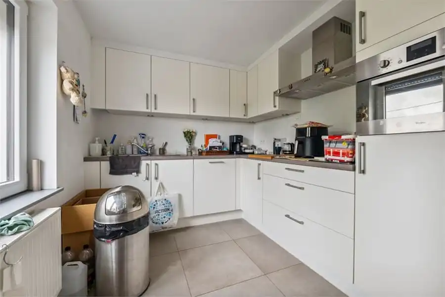 INTERESSANTE OPBRENGSTEIGENDOM MET HANDELSRUIMTE EN APPARTEMENT foto 32