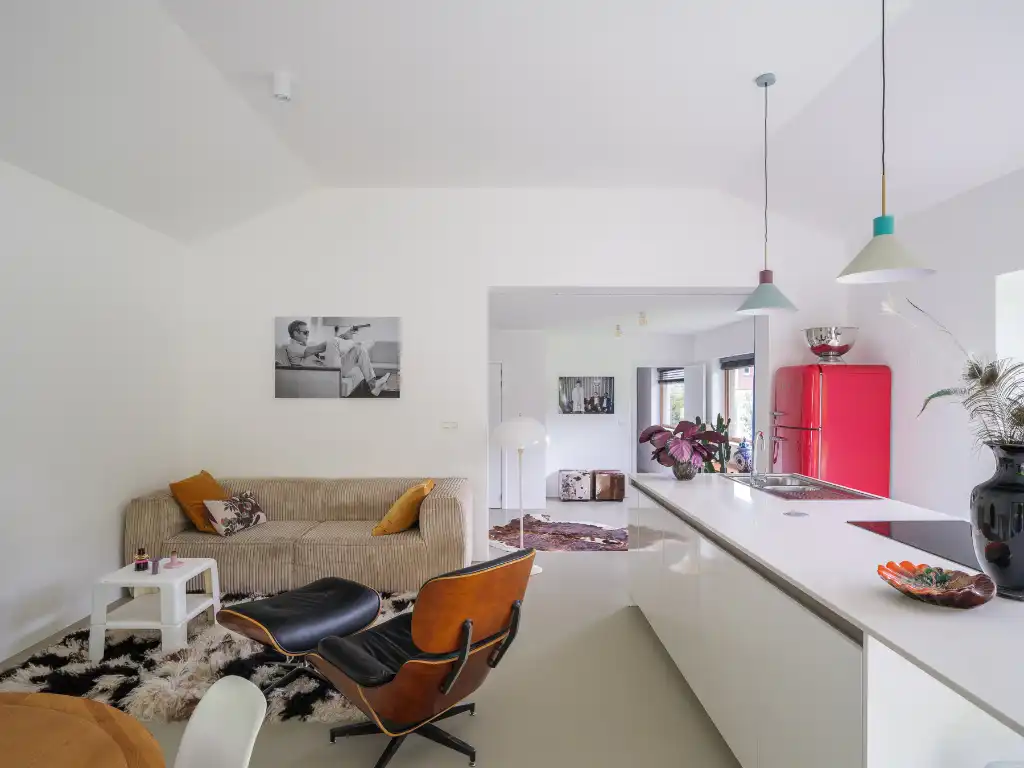 Karaktervolle woning met polyvalente achterbouw en aangename tuin in Westrem. foto 33