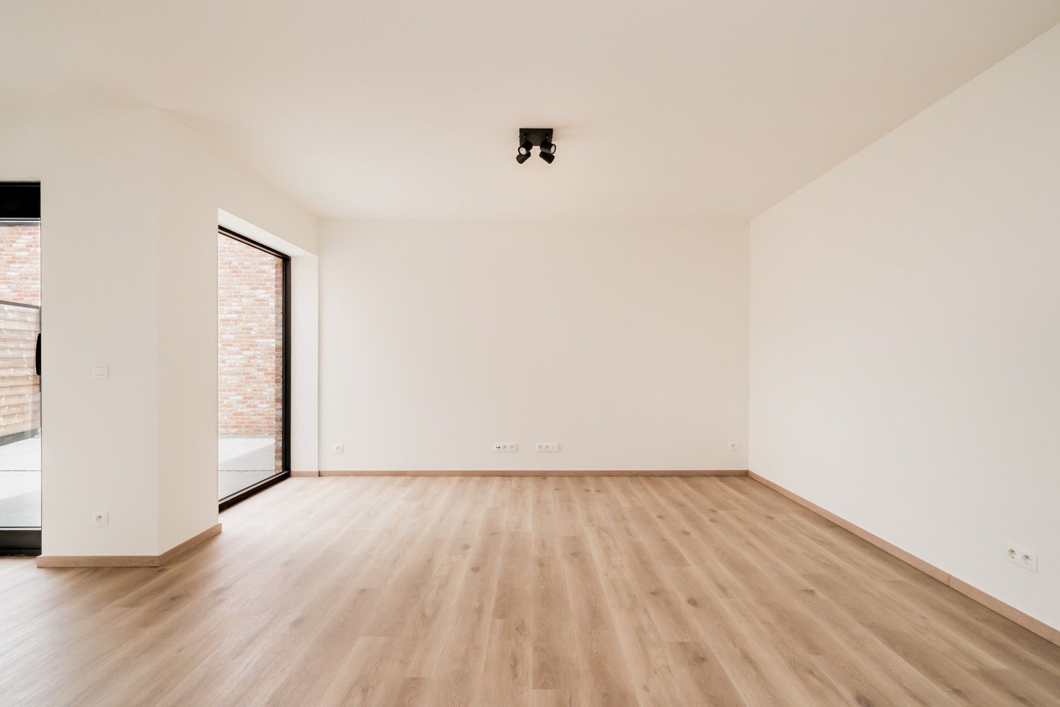 Nieuwbouw gelijkvloers appartement met mooie afwerkingsgraad! foto 4