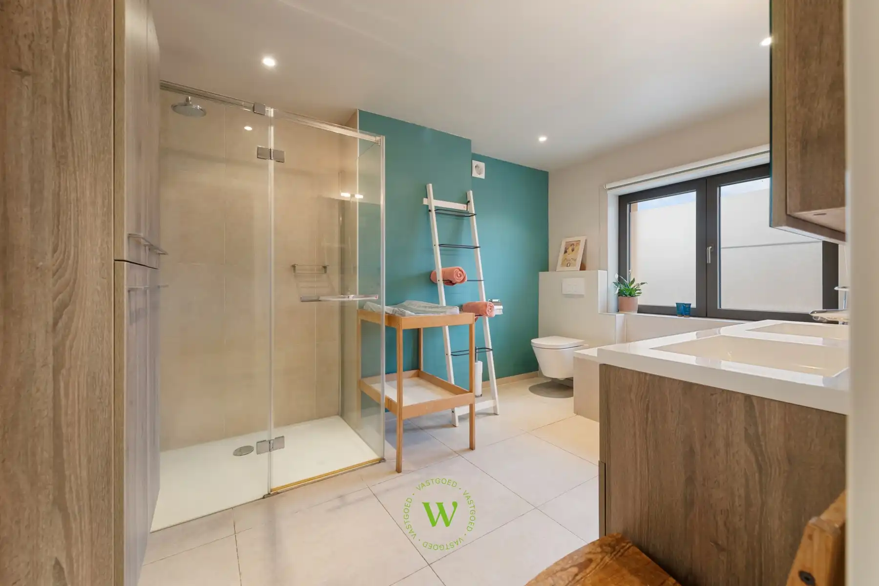 Ruime, energiezuinige gezinswoning te Assebroek. foto 15