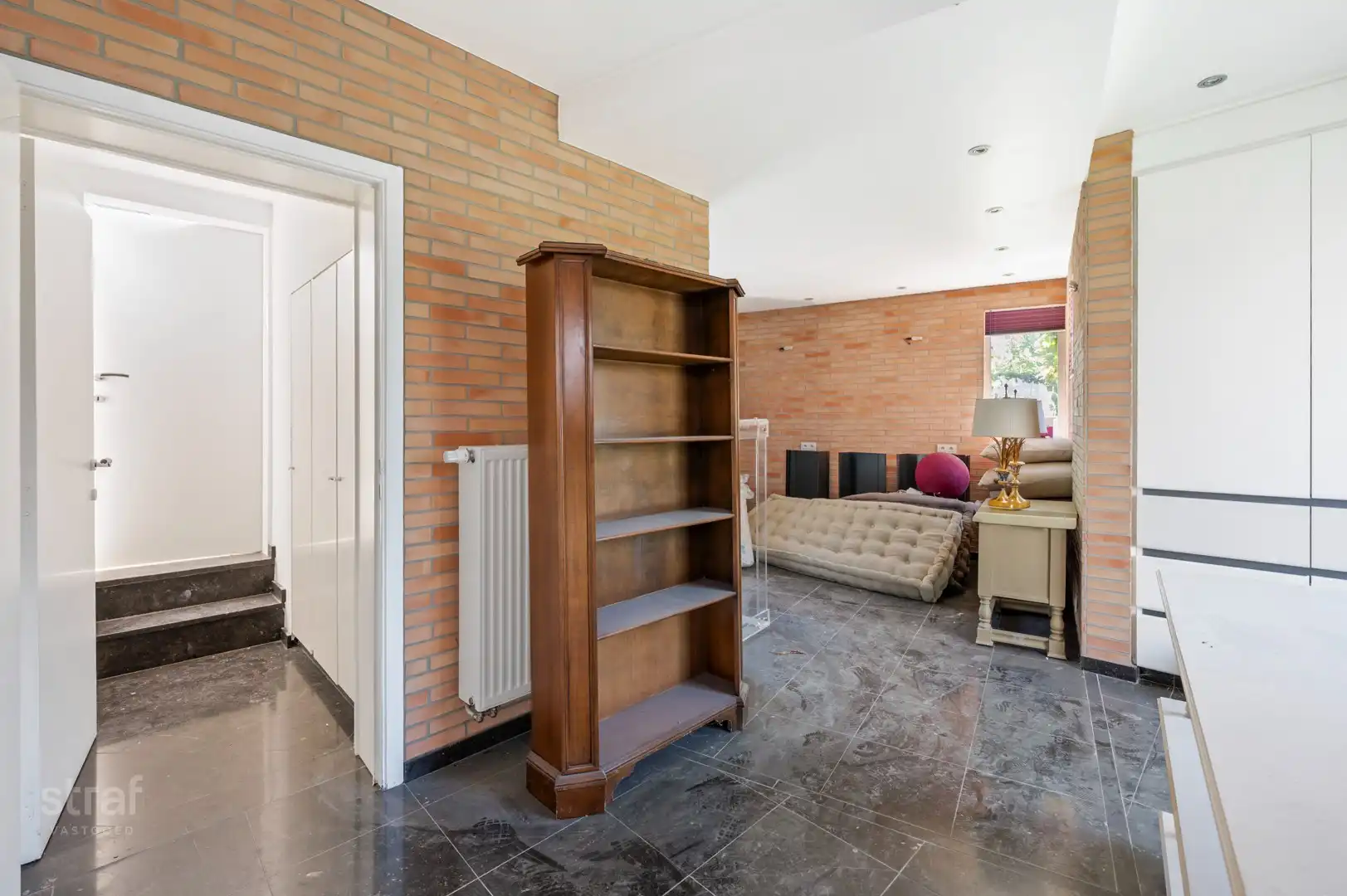 Ruim (en ook groot) huis op Linkeroever&nbsp;met praktijkruimte/ studio foto 8