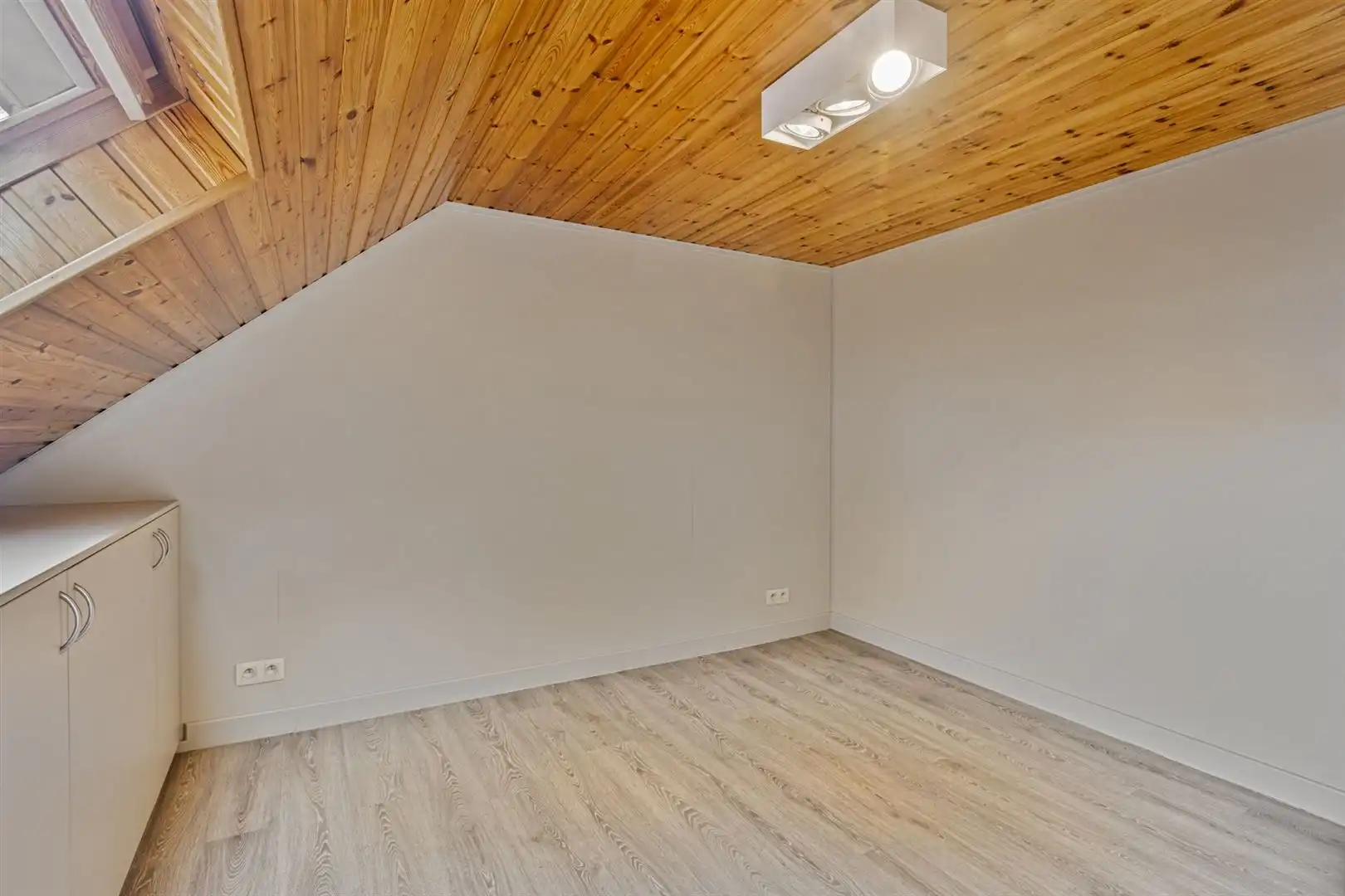 Handelswoning met duplex appartement op TOPLOCATIE foto 26