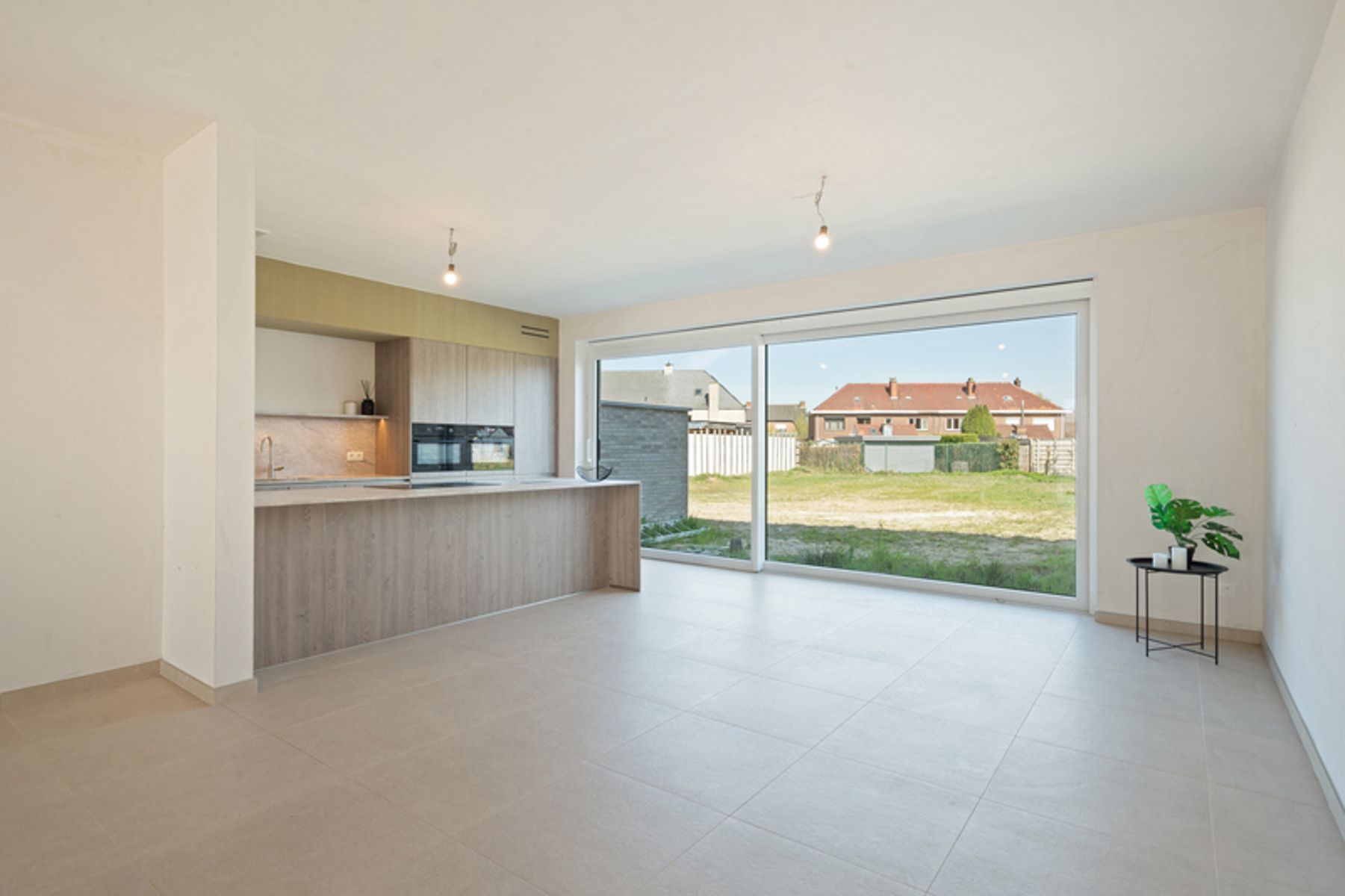 Tijdloze, halfopen woning foto 3