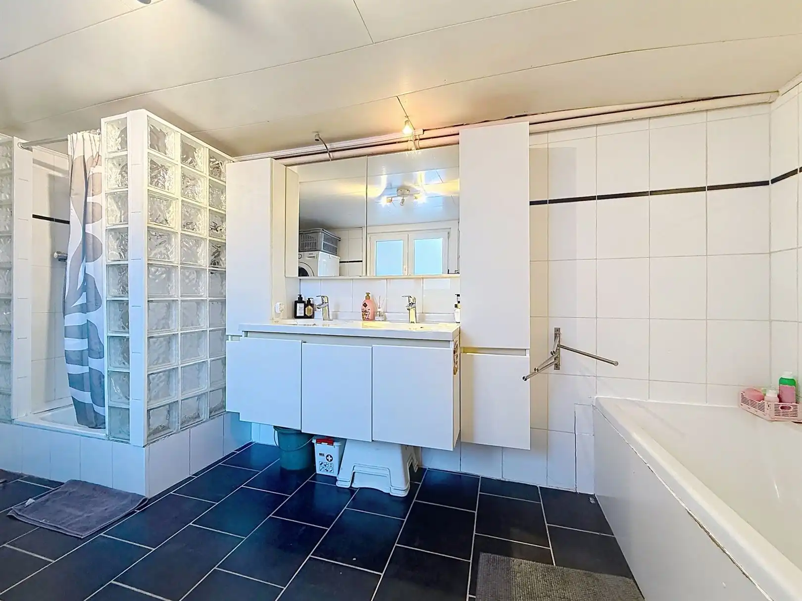 Ruime gerenoveerde HOB, 4 slpks, terras, tuin,  foto 20