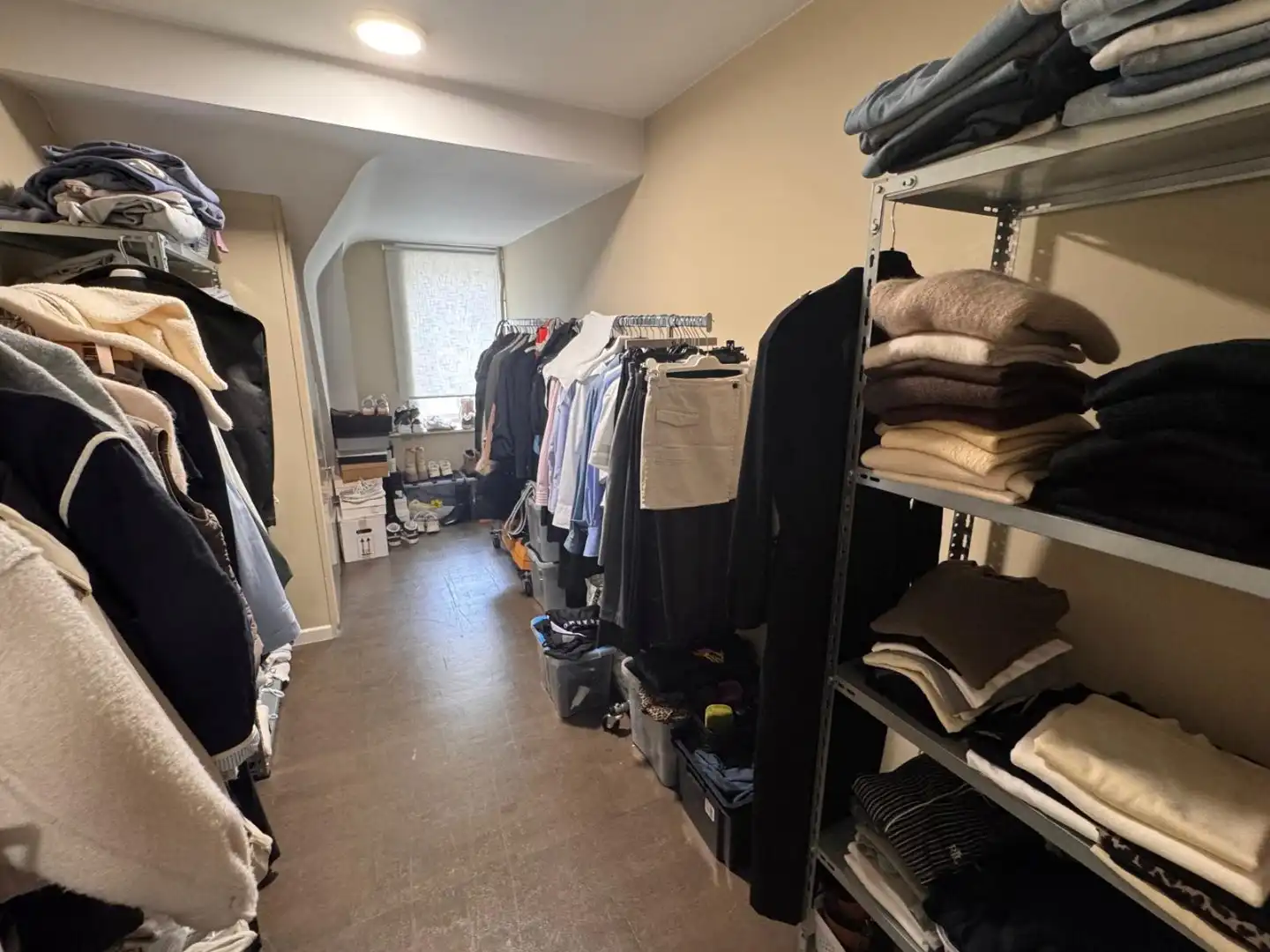 Lichtrijk appartement in hartje Diksmuide! foto 13