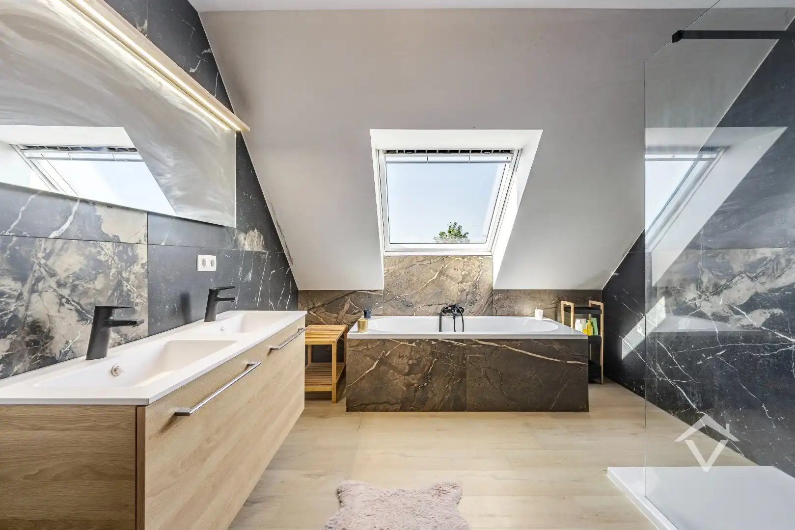 Recente energiezuinige gezinswoning op 722 m² met prachtige ligging in Vladslo foto 15