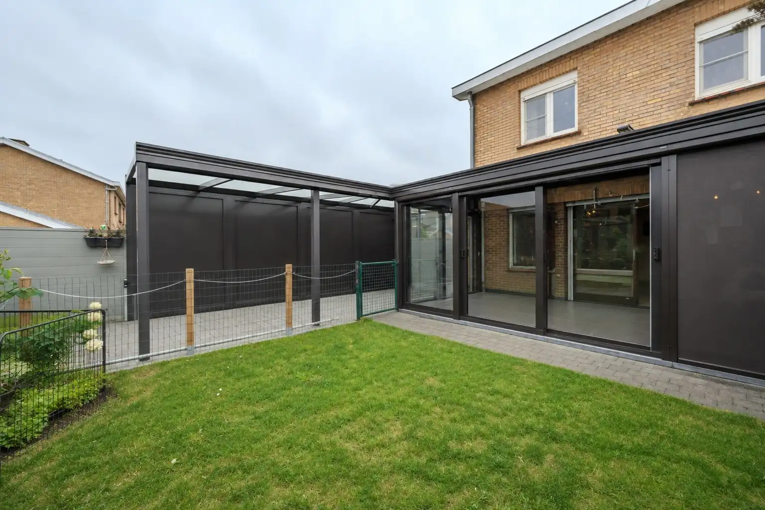 Charmante halfopen woning met zonnige tuin! foto 17