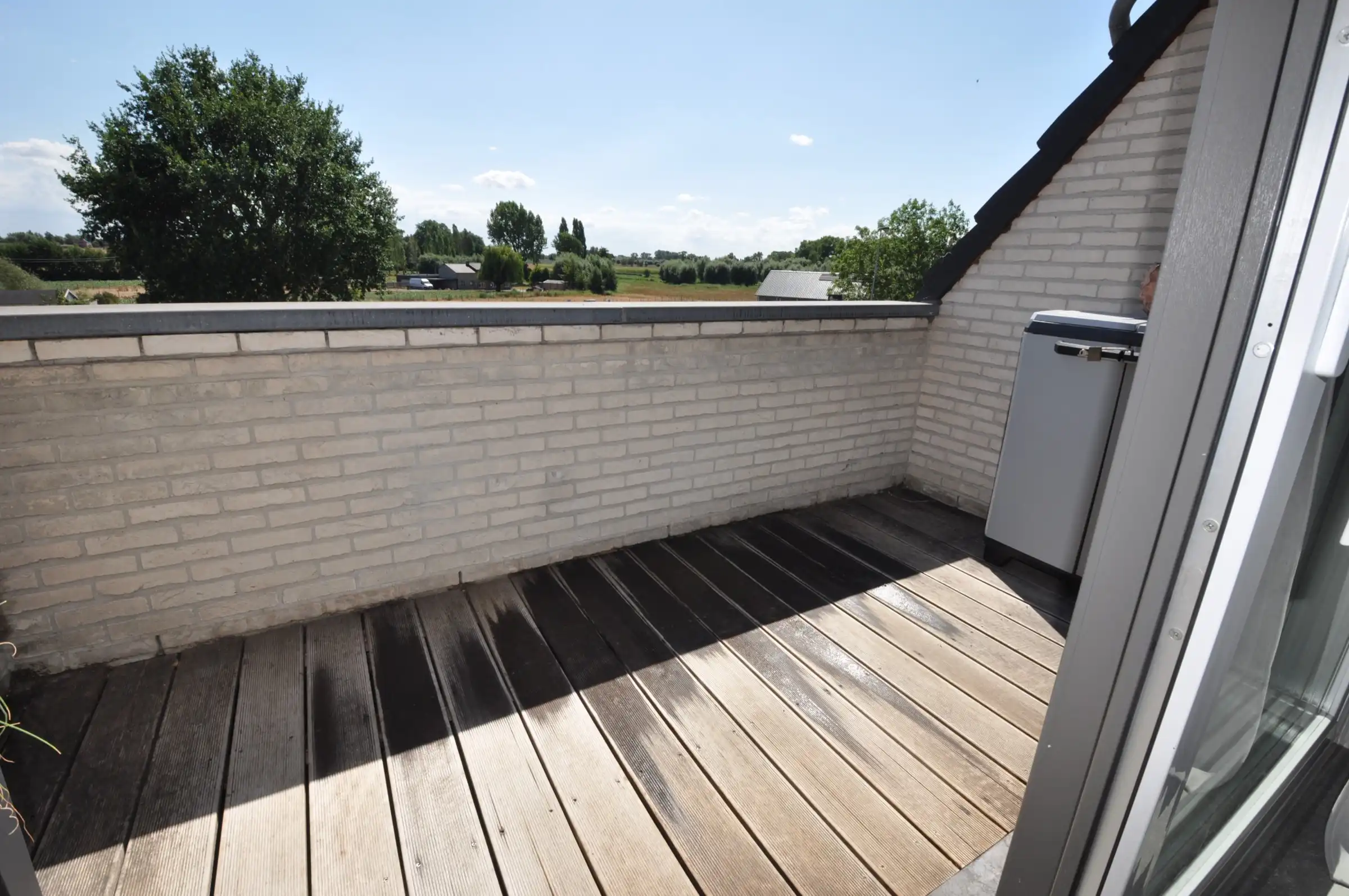 Stijlvol appartement met private autostaanplaats foto 21
