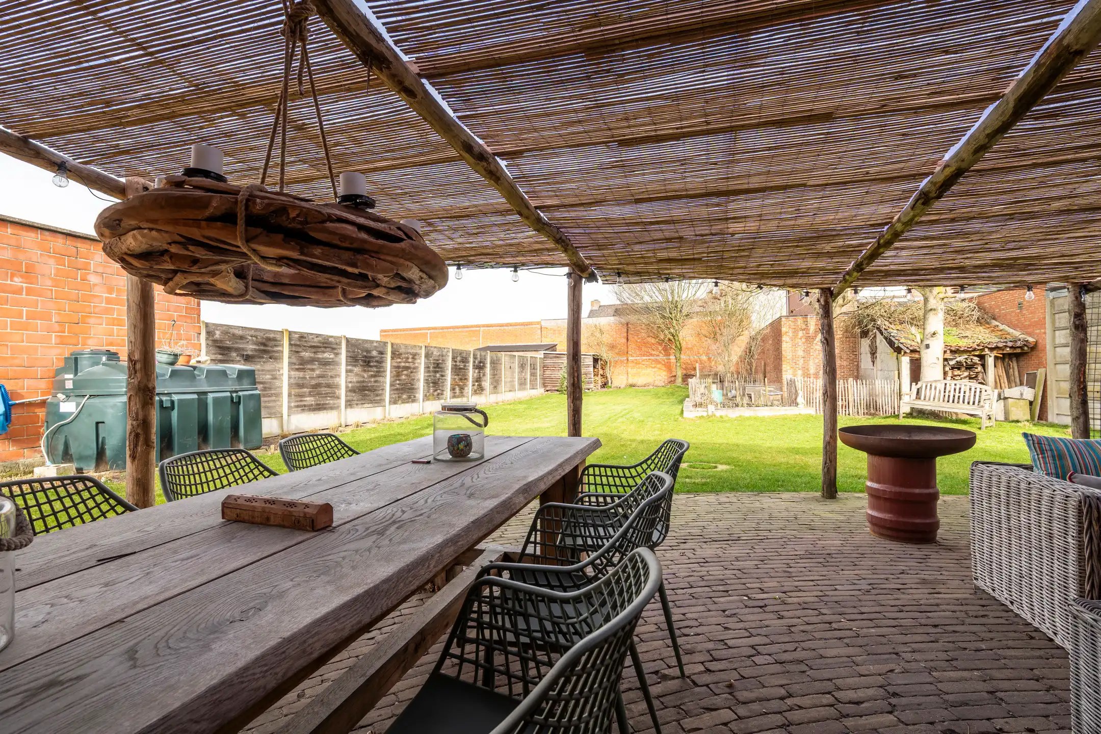 Handelswoning in centrum Weelde op 1.090 m² grond foto 21