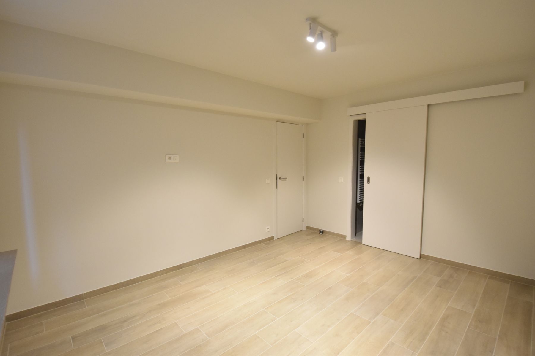 Appartement te huur foto 14