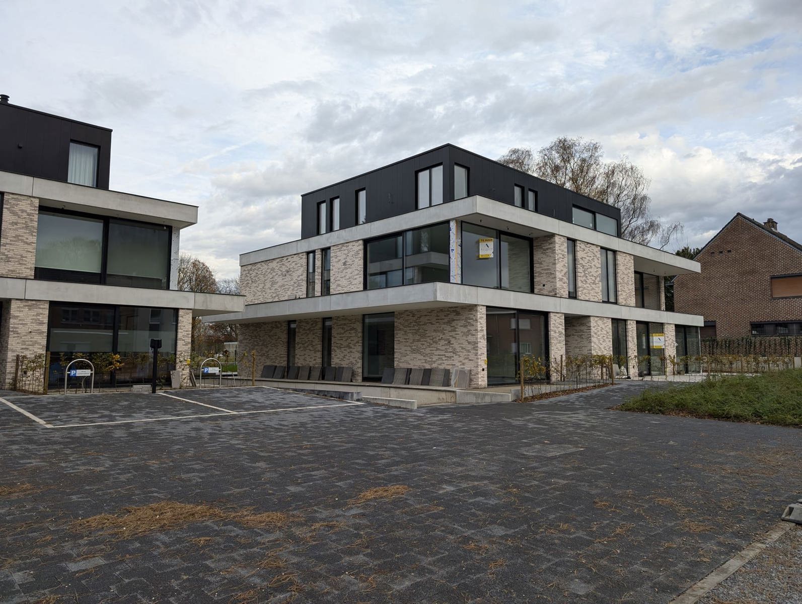 BEN-appartement met 2 slaapkamers, terras en garage foto 11