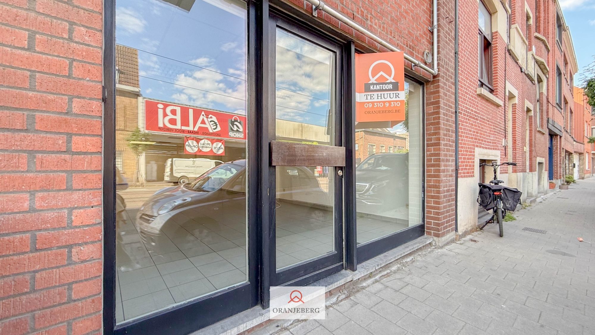 Commerciële ruimte te huren vlakbij Beverenplein Gent foto 2
