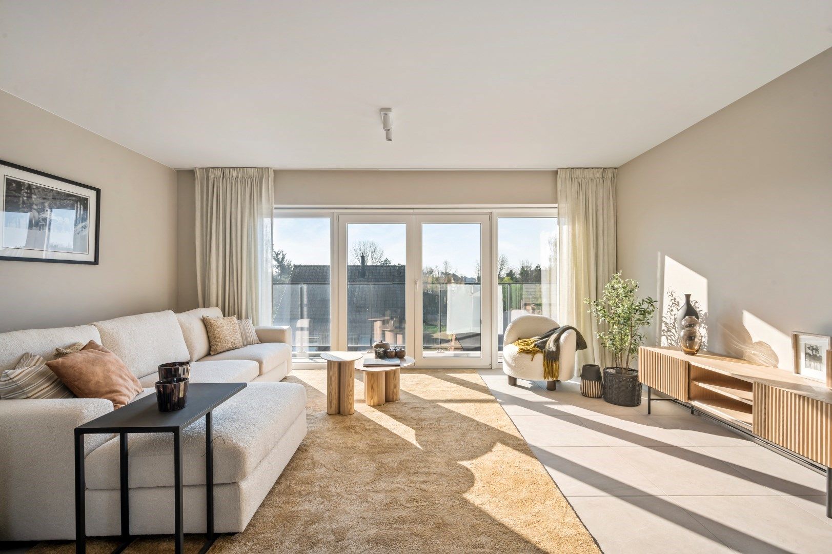 SHOWAPPARTEMENT - LUXE 2 SLAAPKAMERAPPARTEMENT MET TERRAS TE KOMEN  foto 3