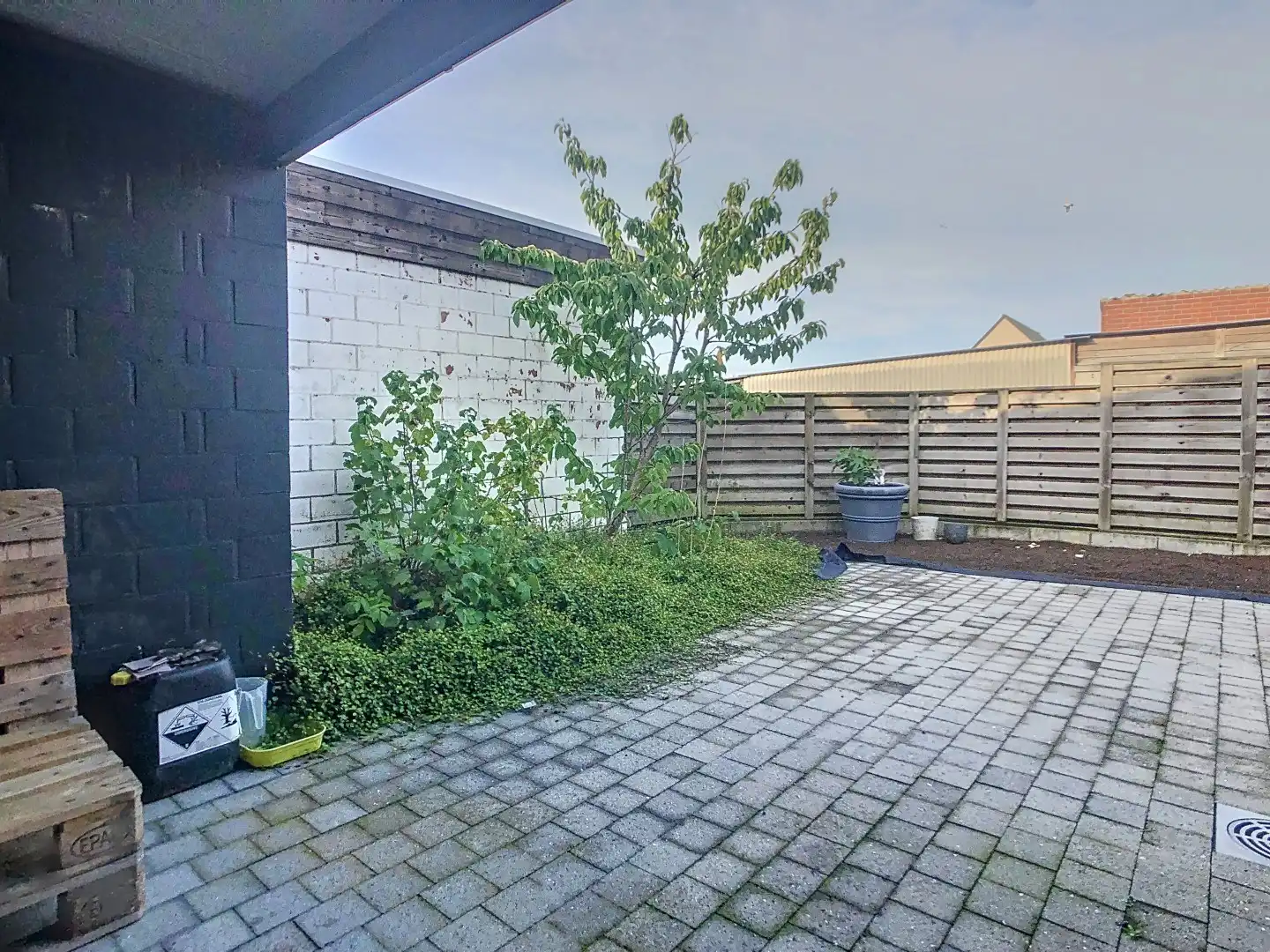 Volledig gerenoveerde woning nabij het centrum van Kortemark foto 8