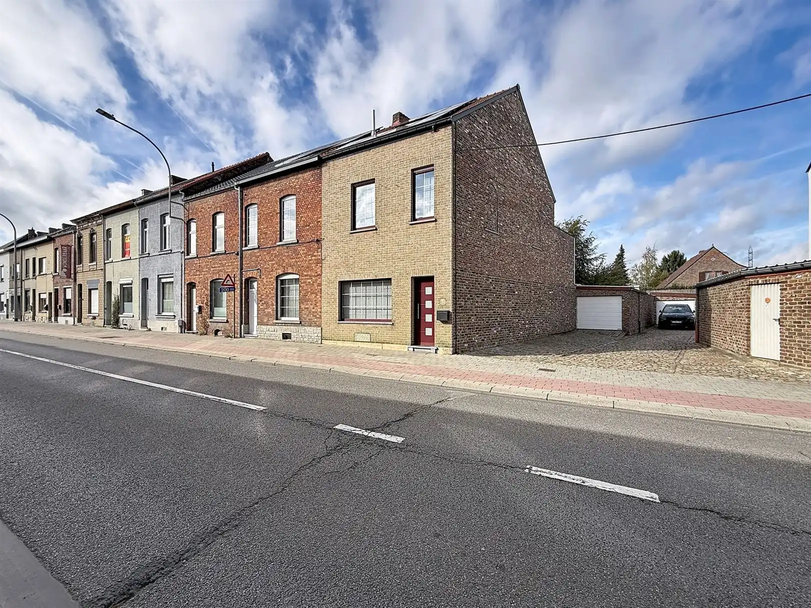 Instapklare stadswoning, tuin, 2 garages, 3a 17ca foto 28