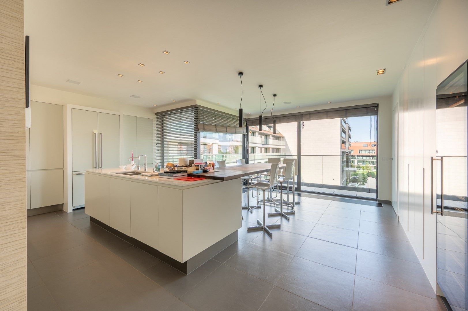 Ruim appartement met 4 slaapkamers in res La Reserve op 100m van het Albertstrand  foto 7