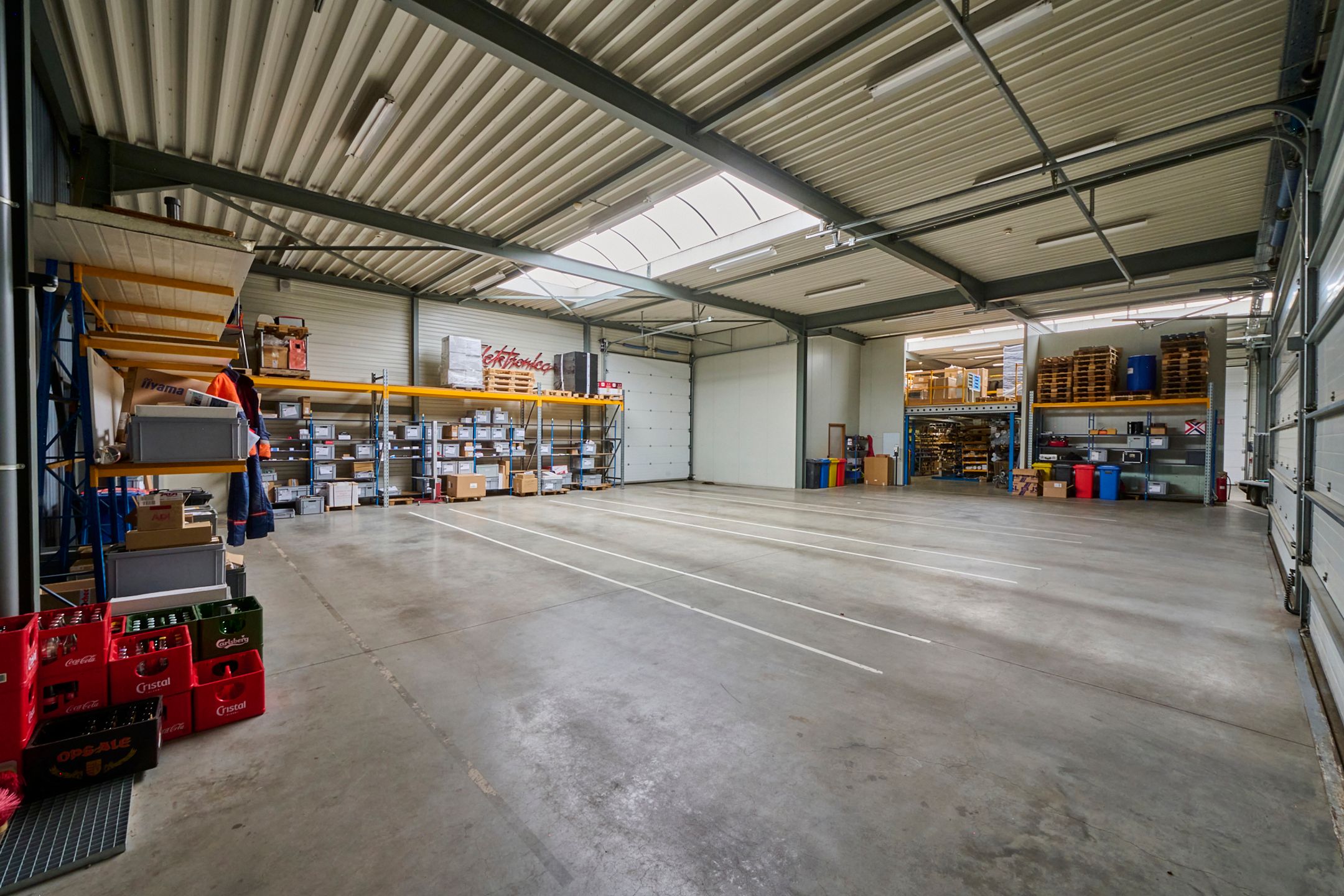 MULTIFUNCTIONEEL GEBOUW OP MOOIE ZICHTLOCATIE foto 12