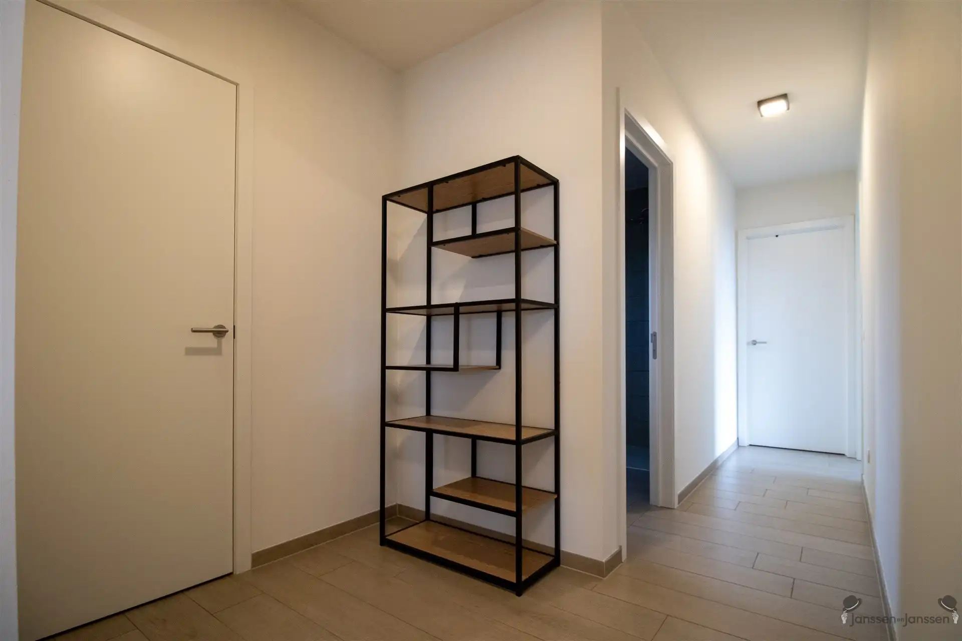 Appartement van 123 m² met 2 slaapkamers, 2 staanplaatsen en ruim terras van 38 m² foto 10