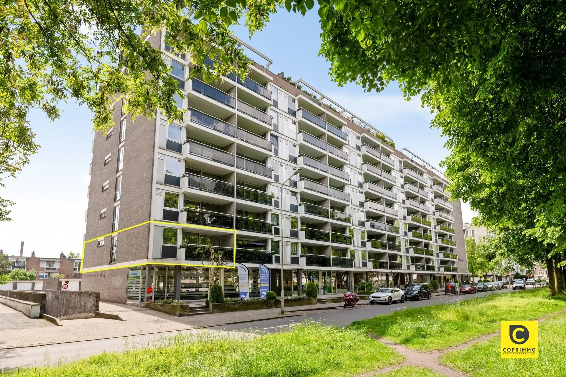 High-end gerenoveerd hoekapp met 2 slpks & 2 terrassen! foto 12