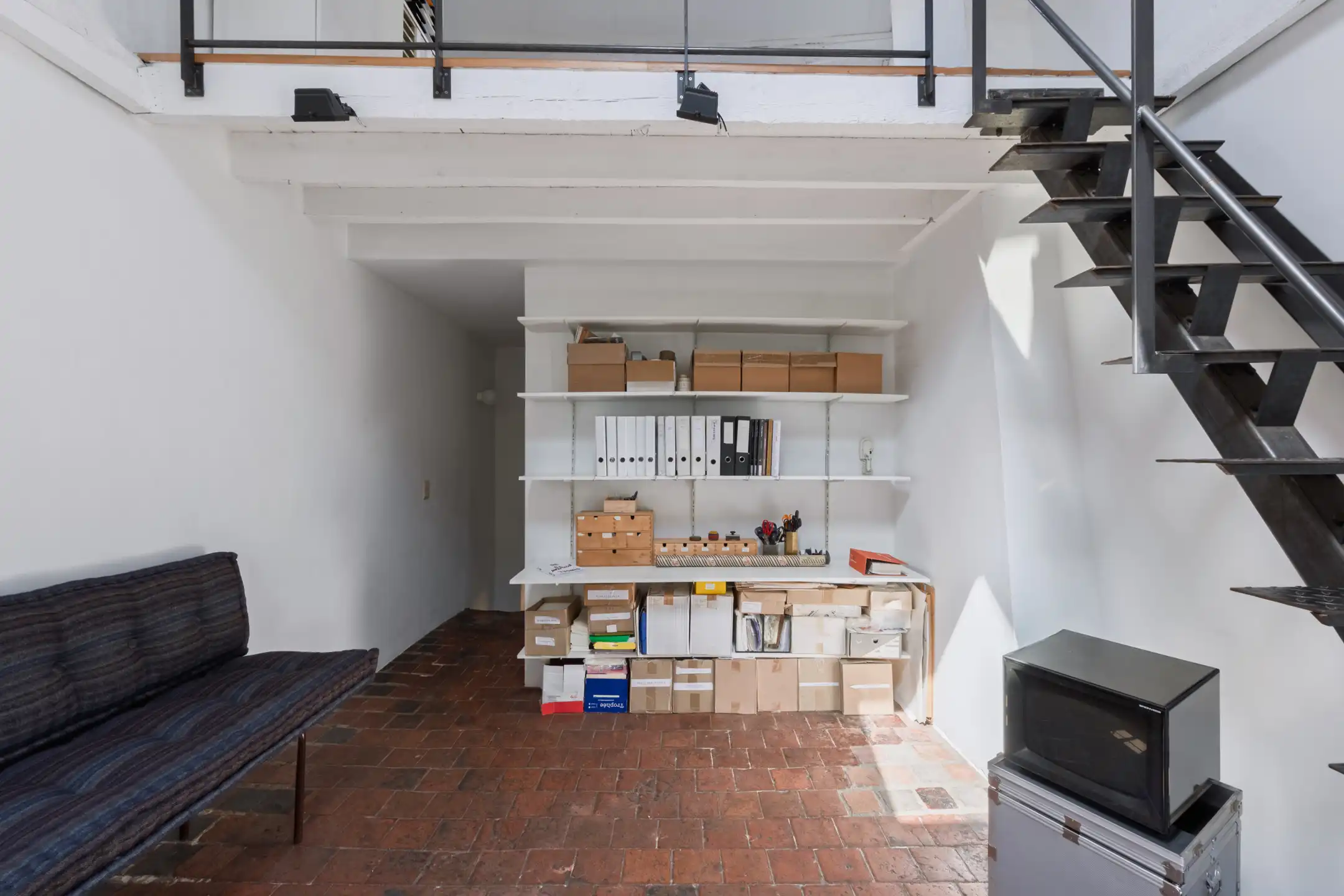 ANTWERPEN CENRUM - Karaktervol herenhuis met 4 verdiepingen foto 8
