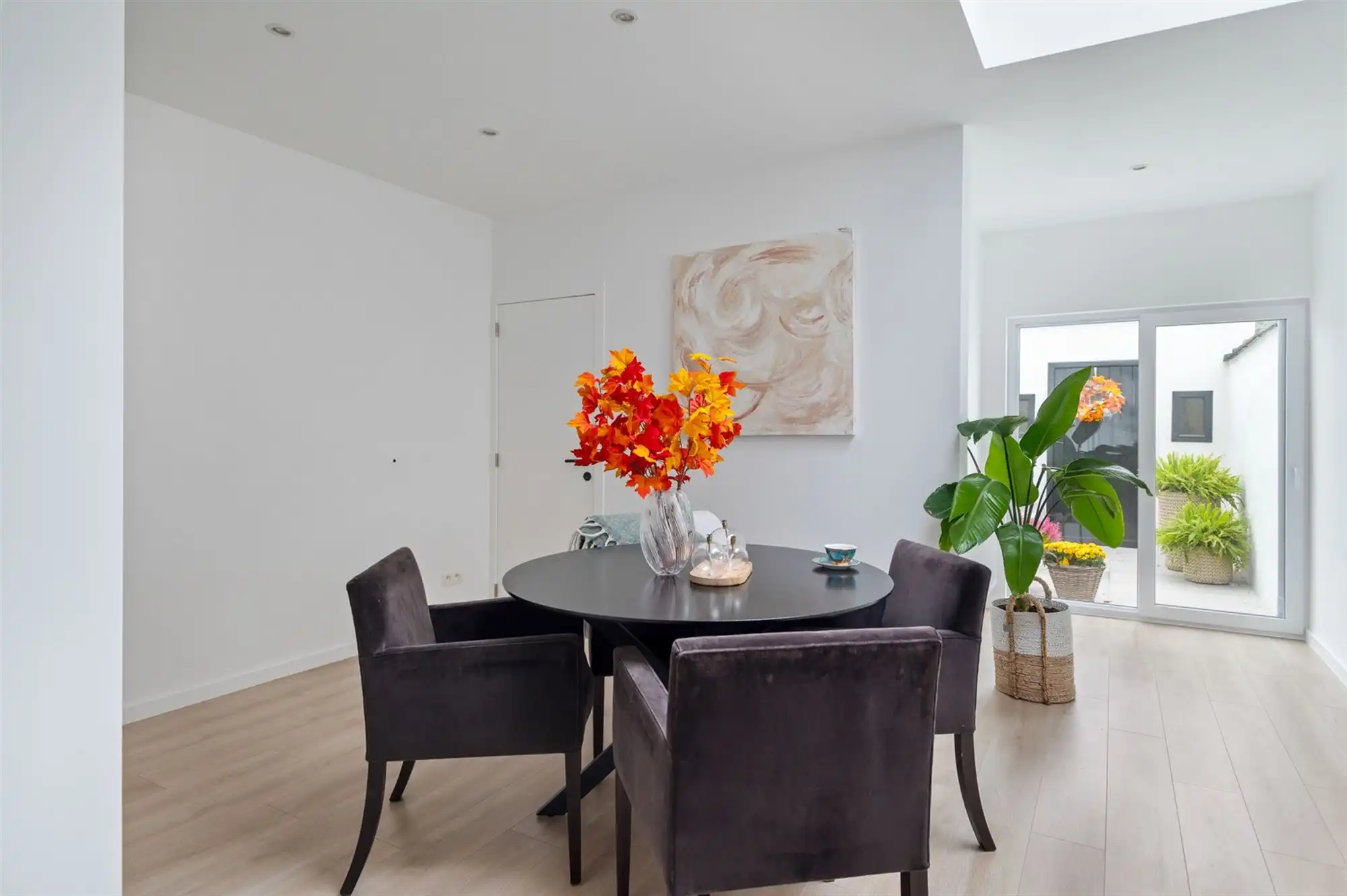 Volledig gerenoveerde woning met 3 slaapkamers foto 5