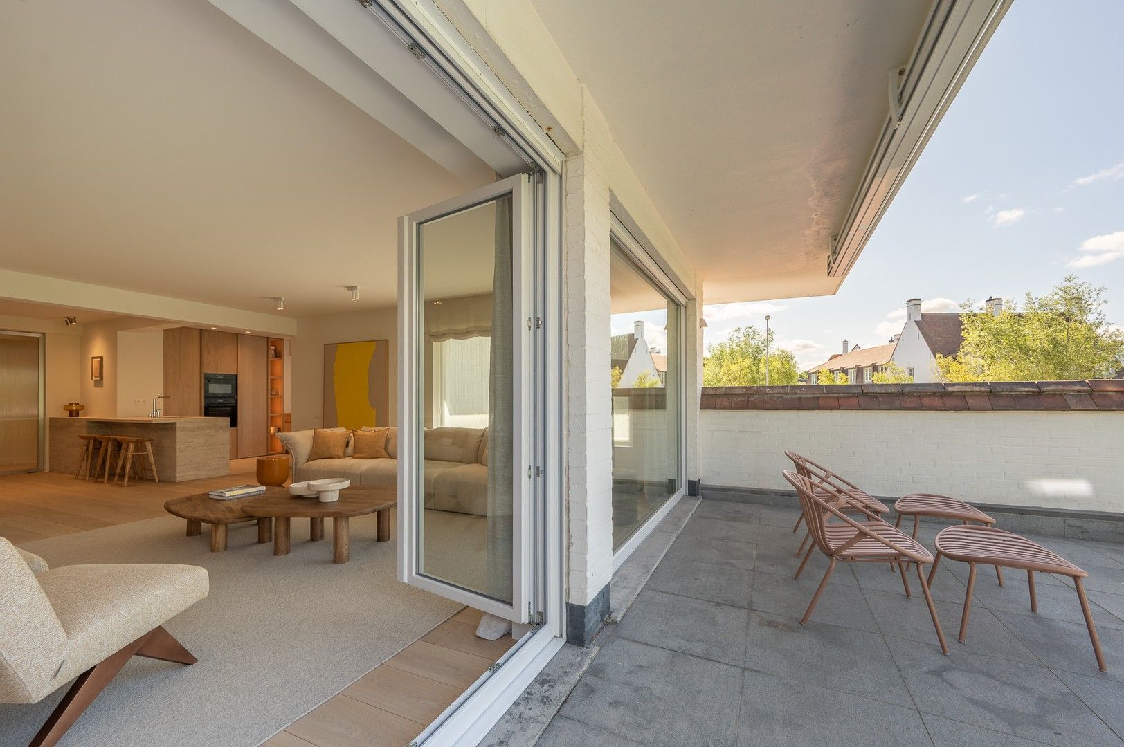 Prachtig tuinappartement met zuid gerichte tuin gelegen in het Zoute, op wandelafstand van de zee. foto 6