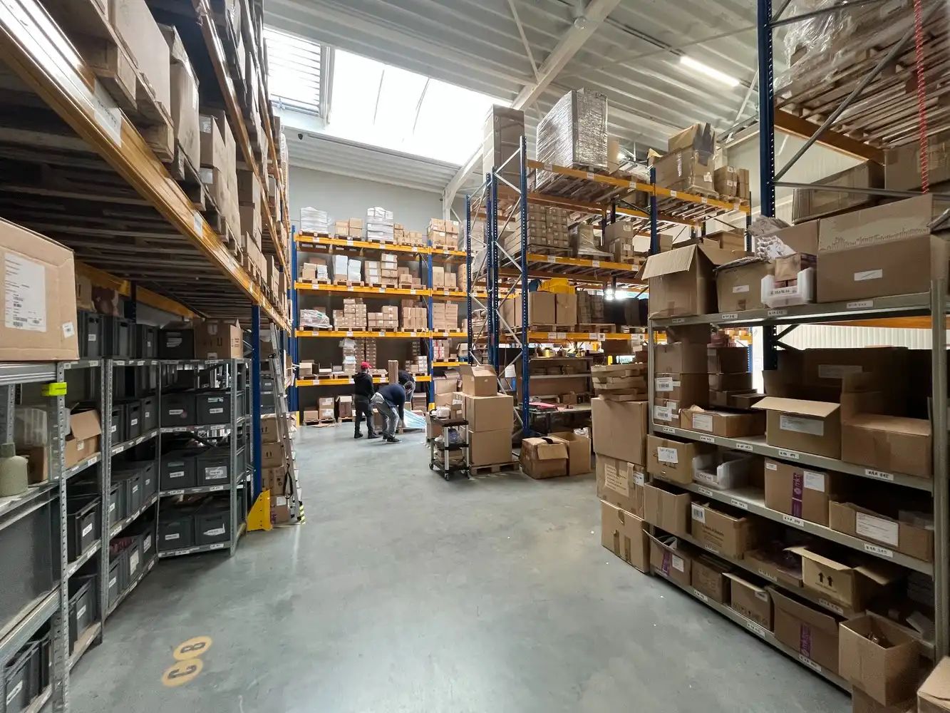 KMO-unit 324m² met mezzanine foto 4