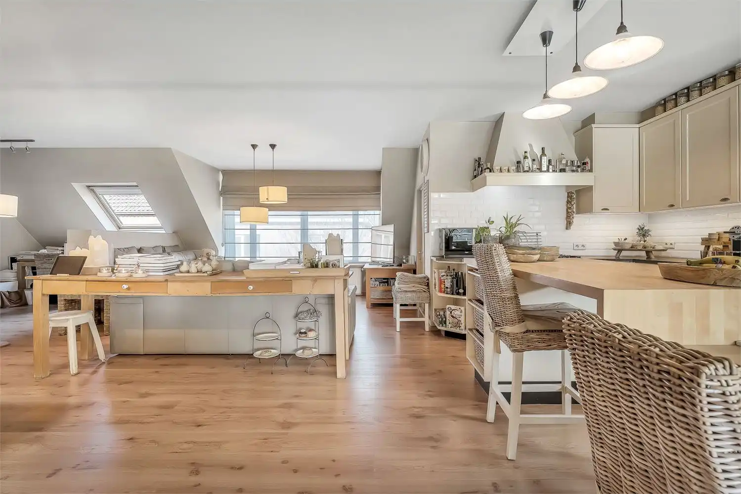 Gekend Italiaans restaurant met prachtig luxe-appartement foto 24