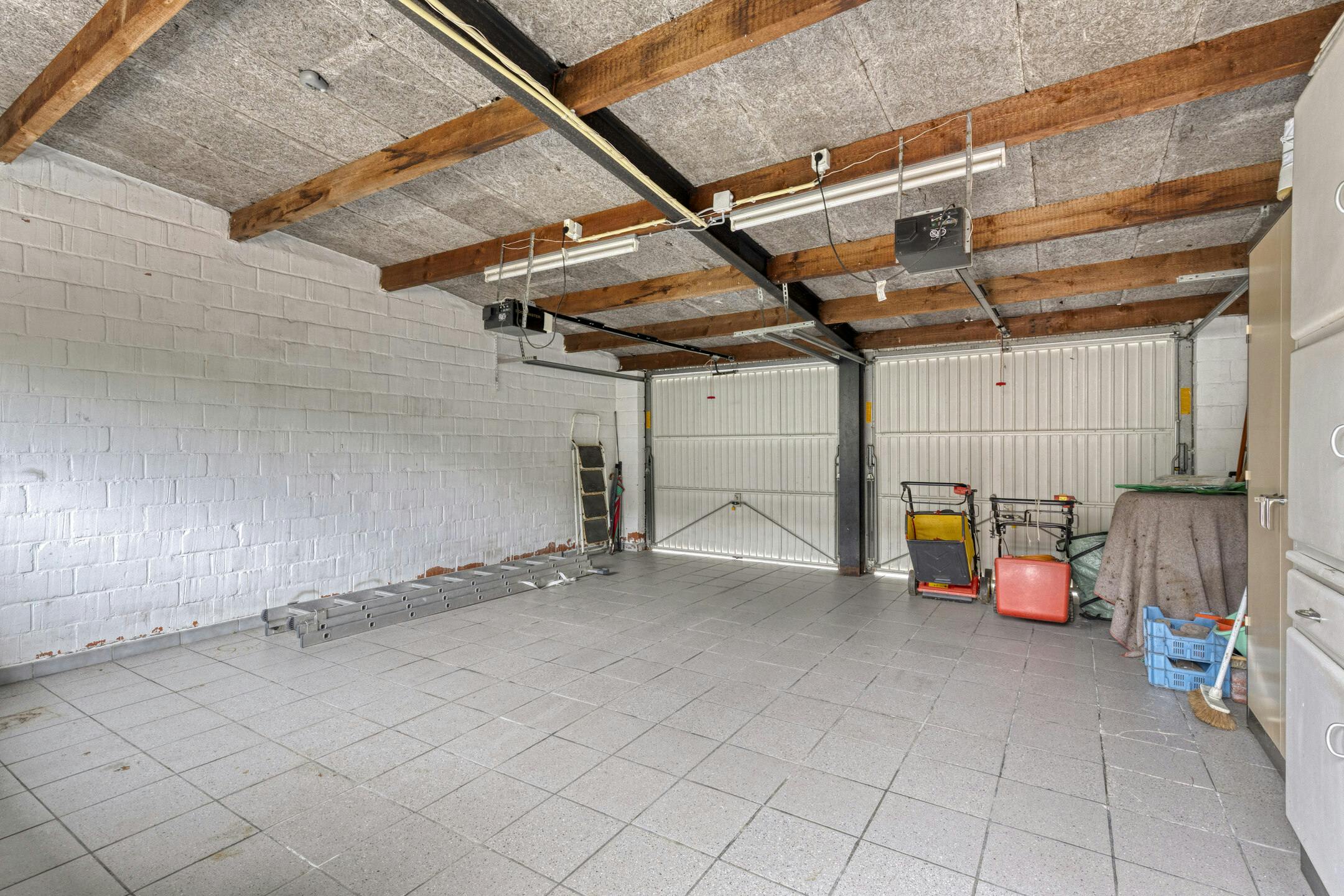 Knusse woning met dubbele garage en uitweg achteraan te Gavere foto 20