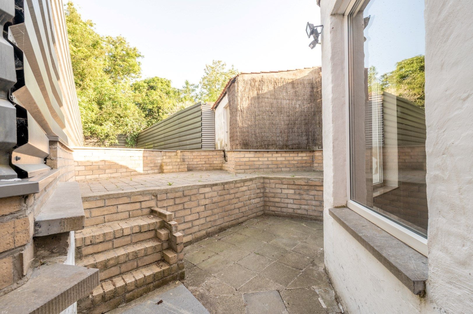 Centraal gelegen huis met 3 kamers en een aangename tuin foto 8