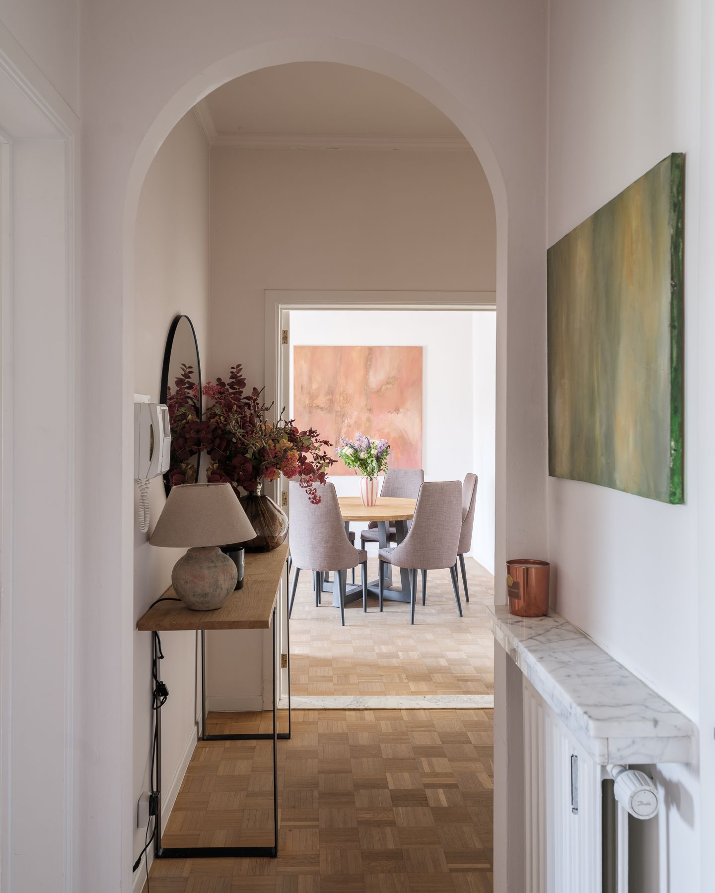 Charmevol tweeslaapkamer appartement met terras foto 12