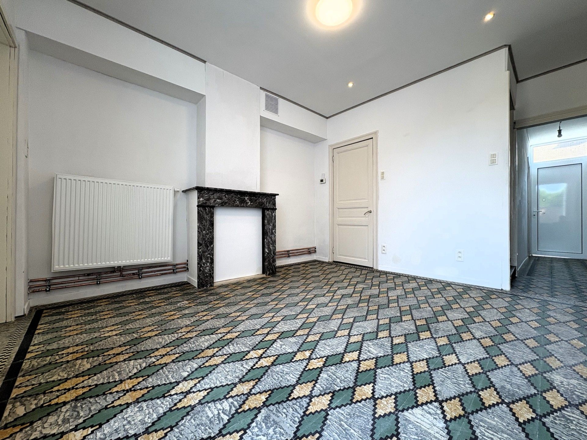 Leuk gerenoveerde woning met 3 slaapkamers foto 5