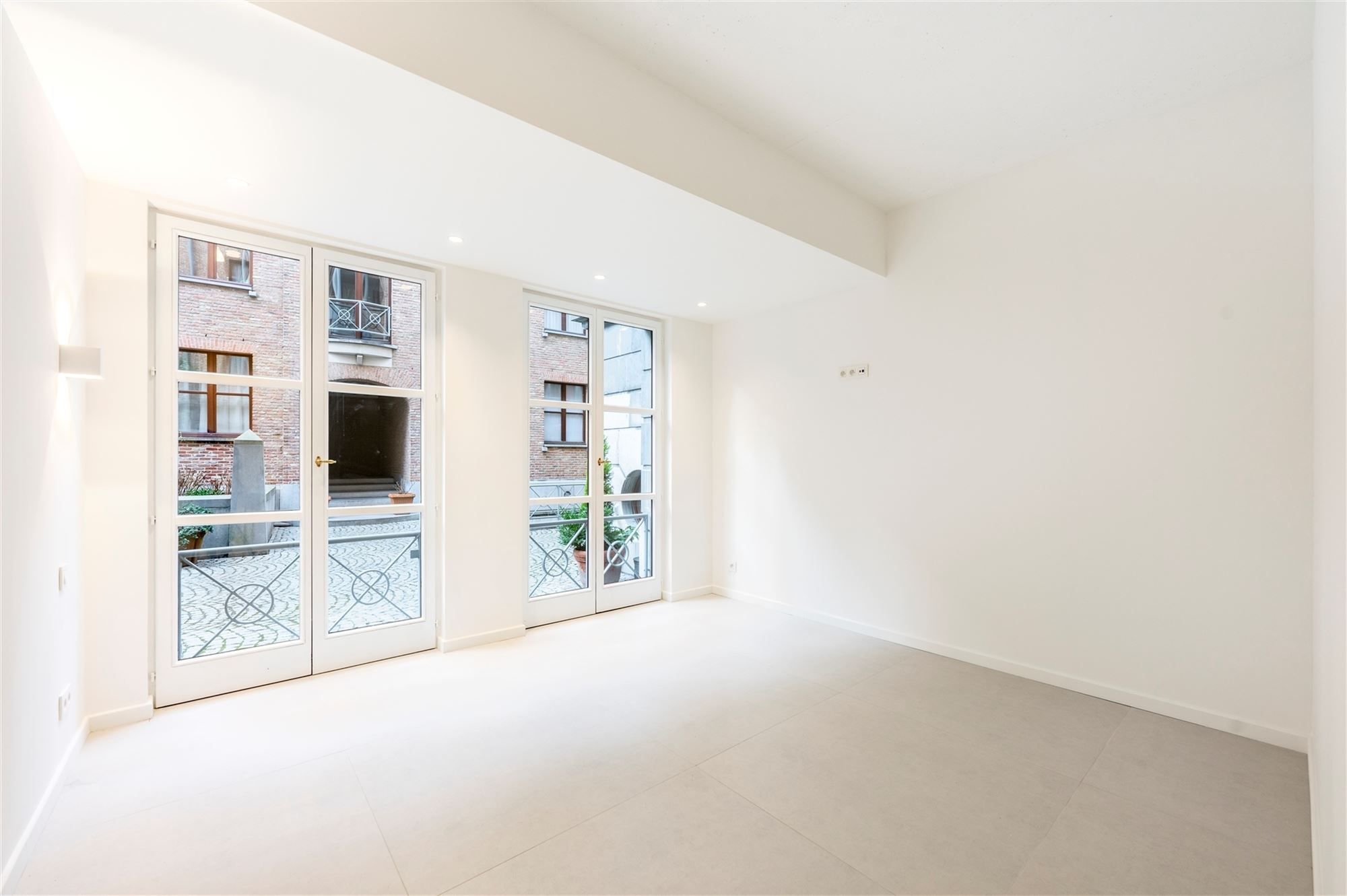 Gerenoveerd en energiezuinig appartement te huur in hartje Antwerpen! foto 5