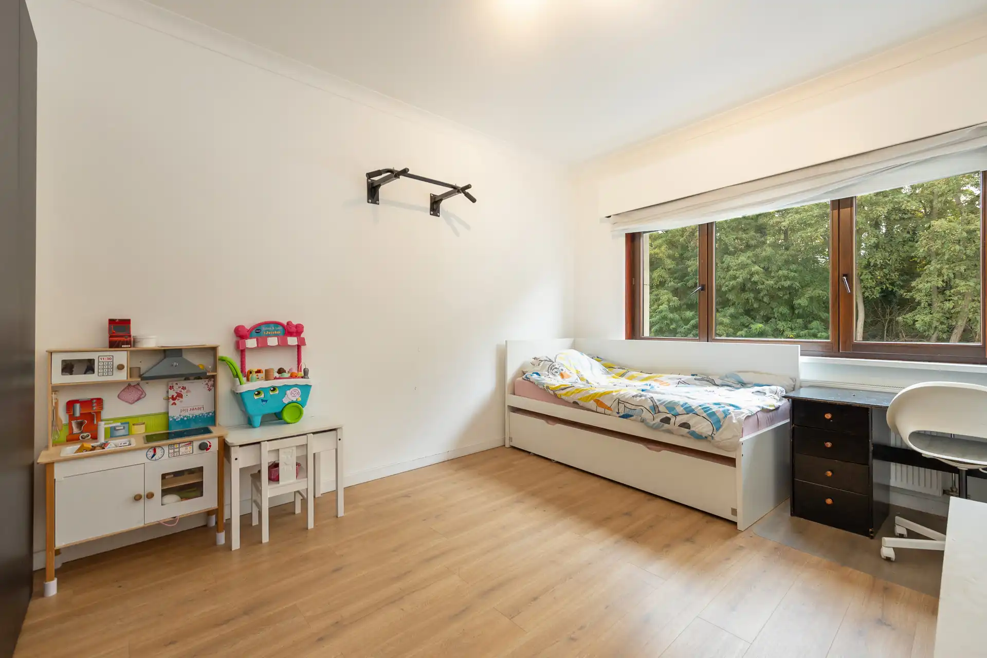 Ruime gezinswoning met potentieel nabij centrum Mortsel foto 16