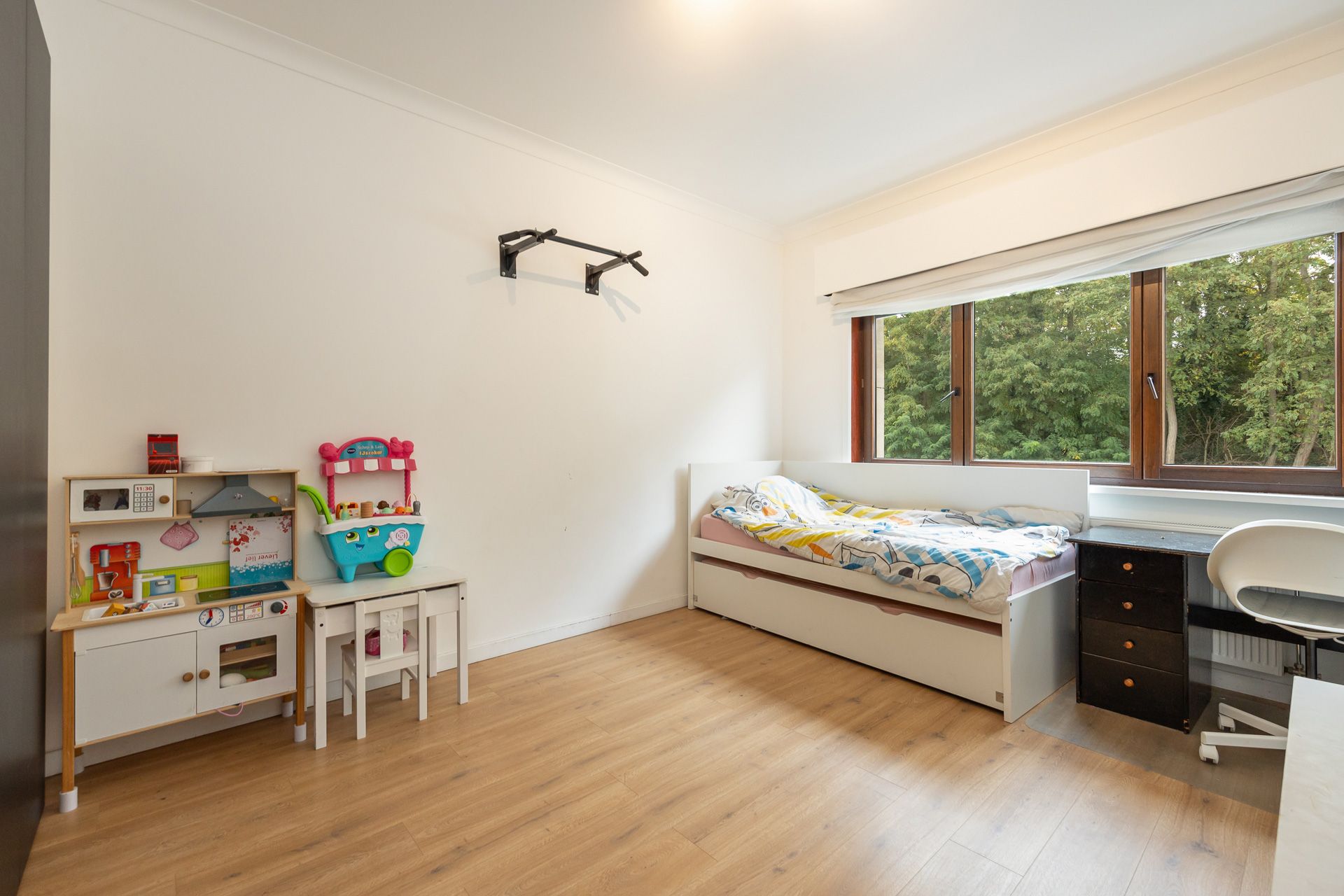 Ruime gezinswoning met potentieel nabij centrum Mortsel foto 16