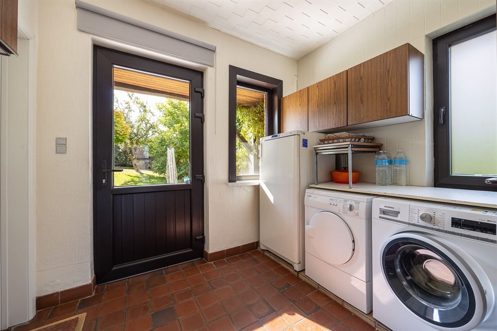 Instapklare woning in een zeer rustige wijk! foto 11