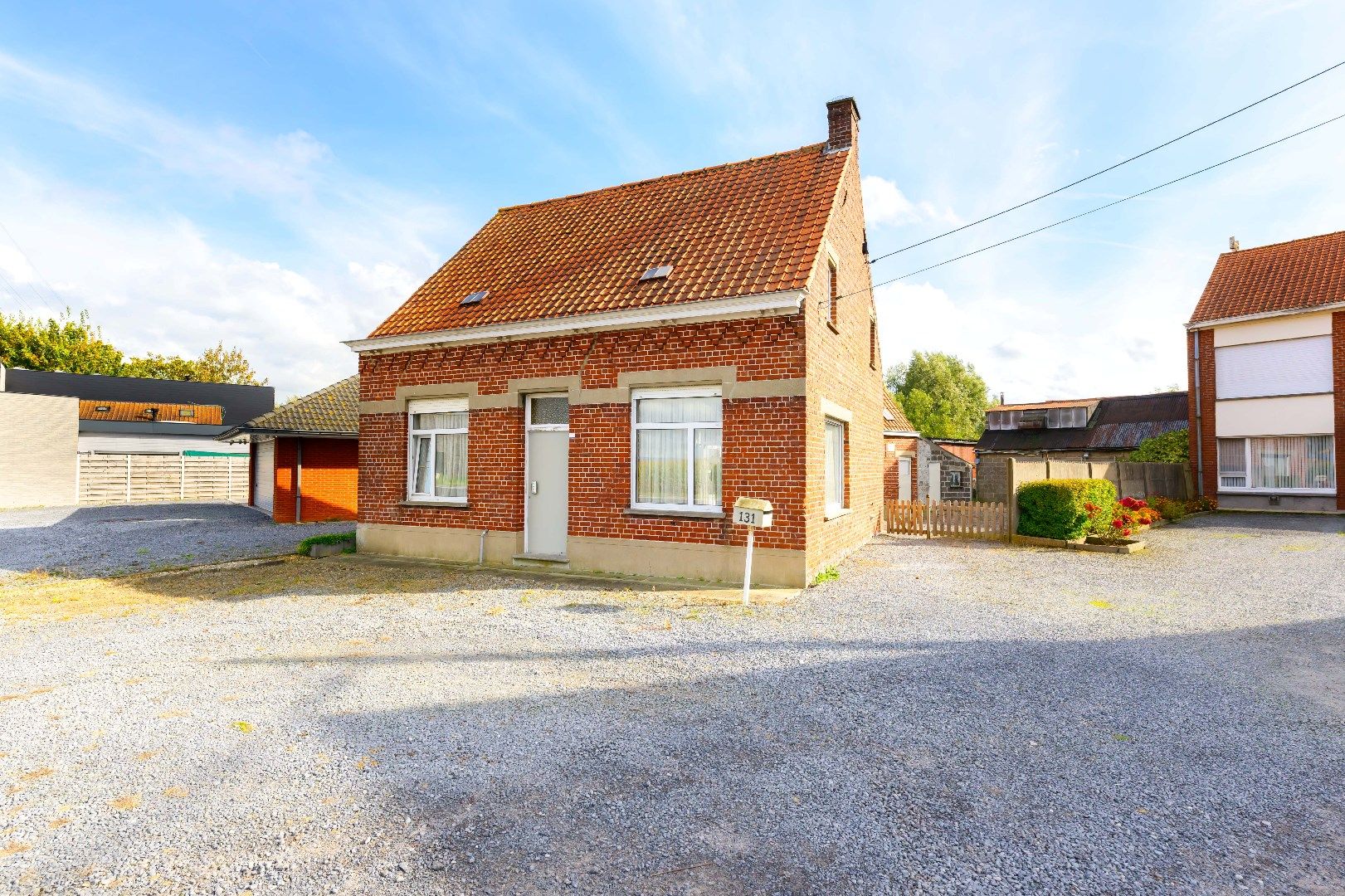 TE RENOVEREN WONING/BOUWGROND OP PERCEEL VAN 1.345 m²  foto 2