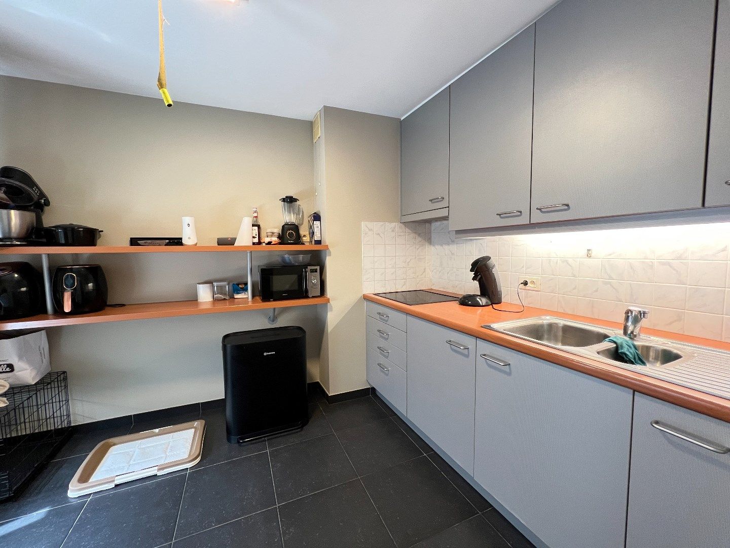 Gezellig tweeslaapkamerappartement in centrum Ieper foto 6