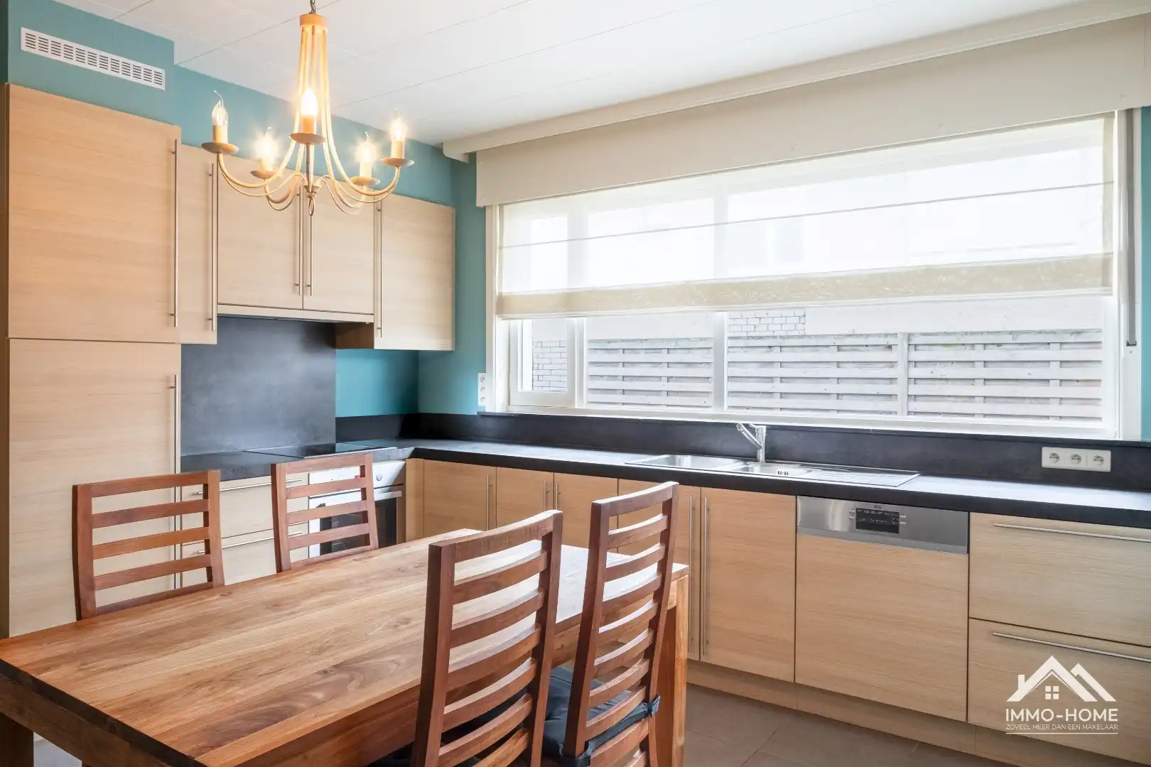 Instapklare vrijstaande bungalow in woonwijk!  foto 8