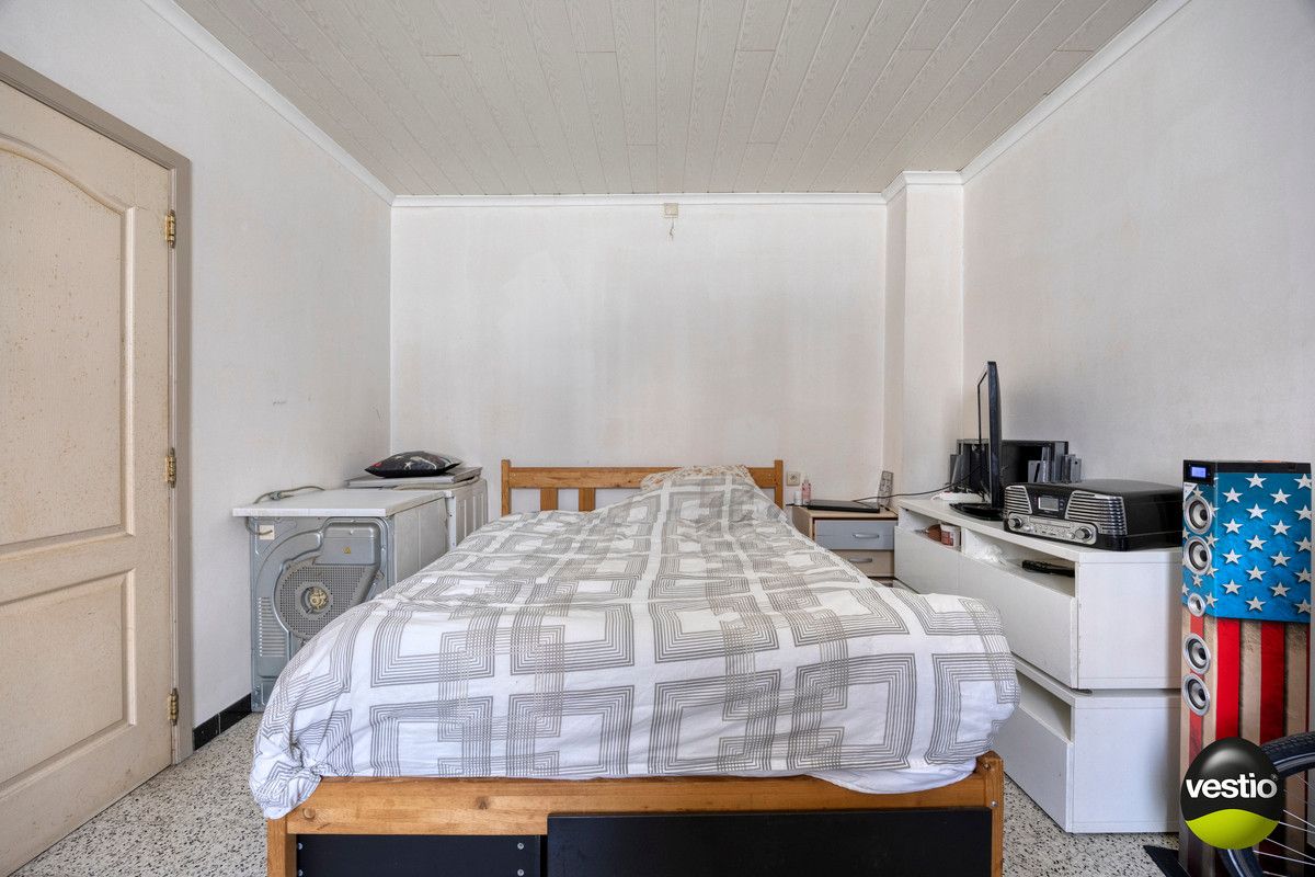 INVESTERINGSPAND MET 2 VERHUURDE APPARTEMENTEN TE RIJKHOVEN. foto 11