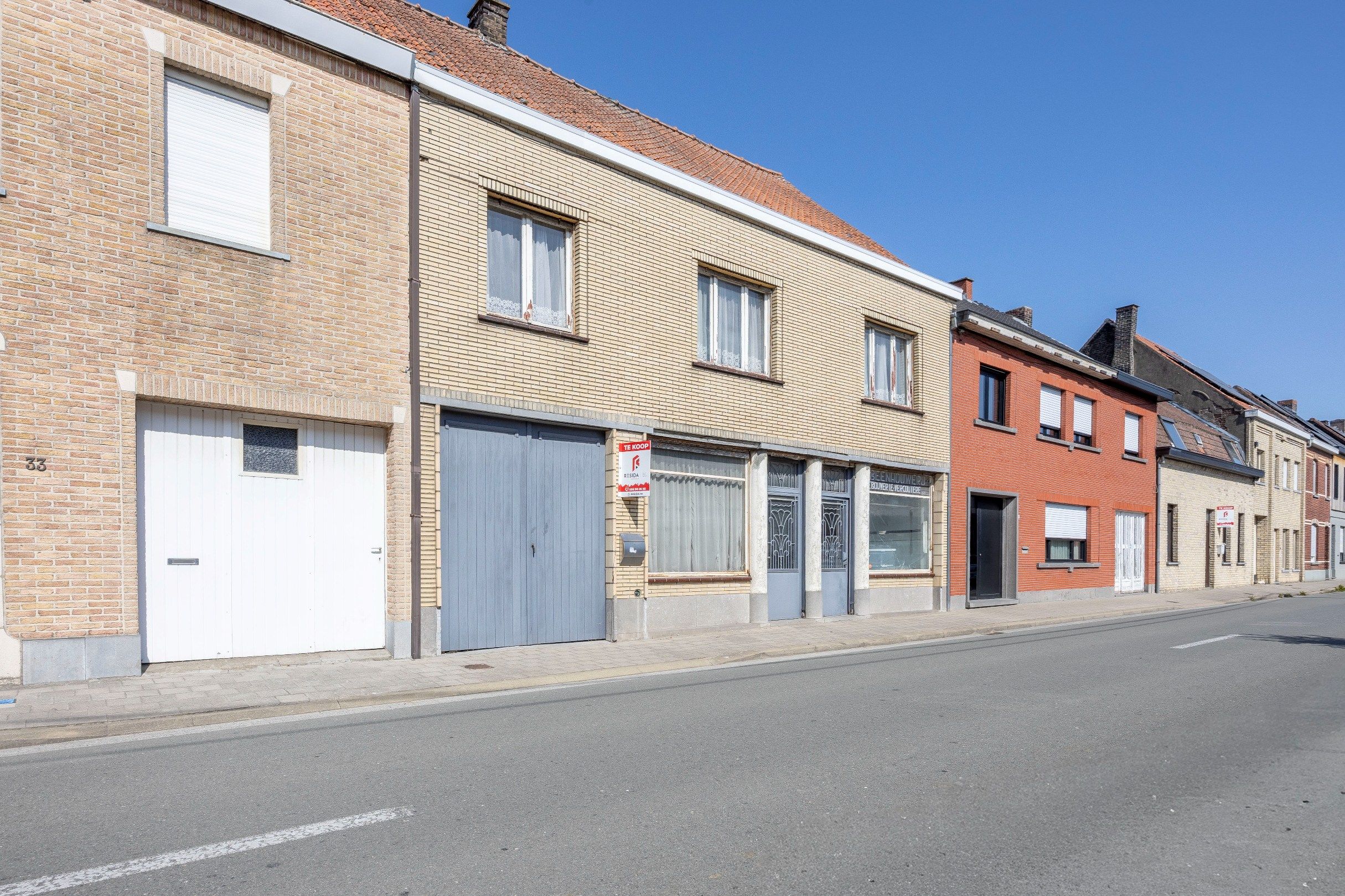 TE RENOVEREN WONING MET 1001 MOGELIJKHEDEN foto 1