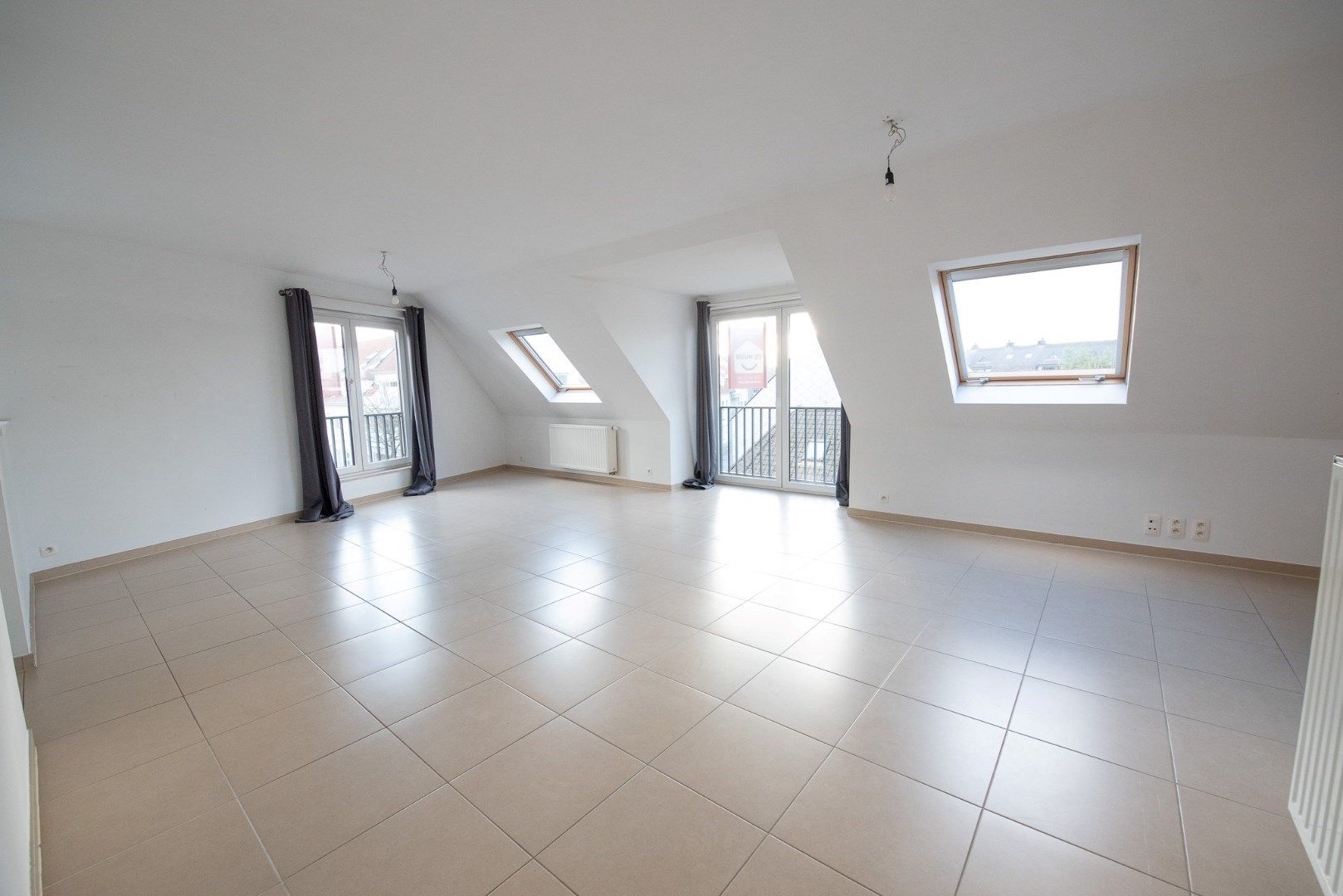 Lichtrijk appartement met 3 slaapkamers in Centrum Waregem foto 3