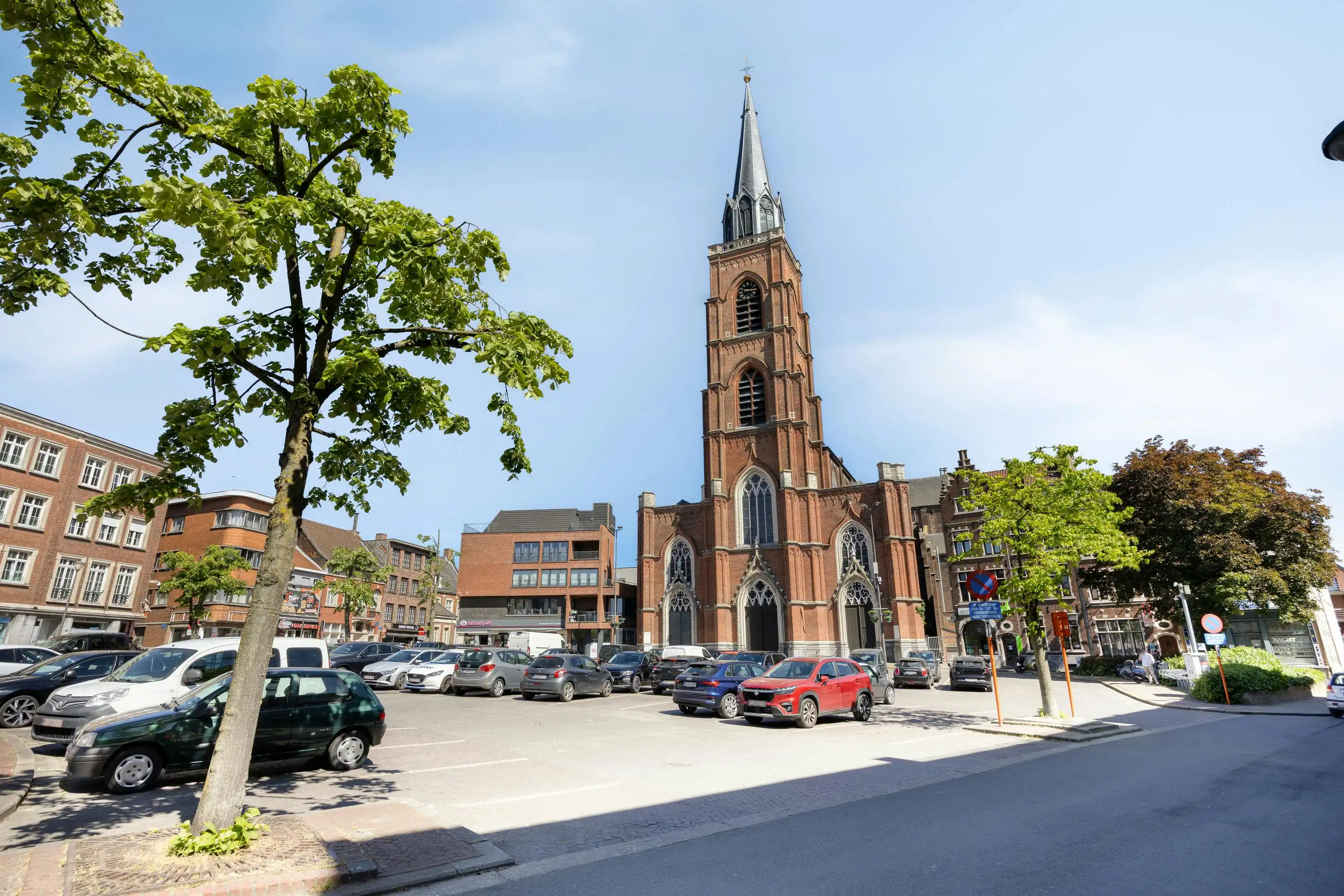 Handelspand met woonst te koop in het centrum van Boom foto 26