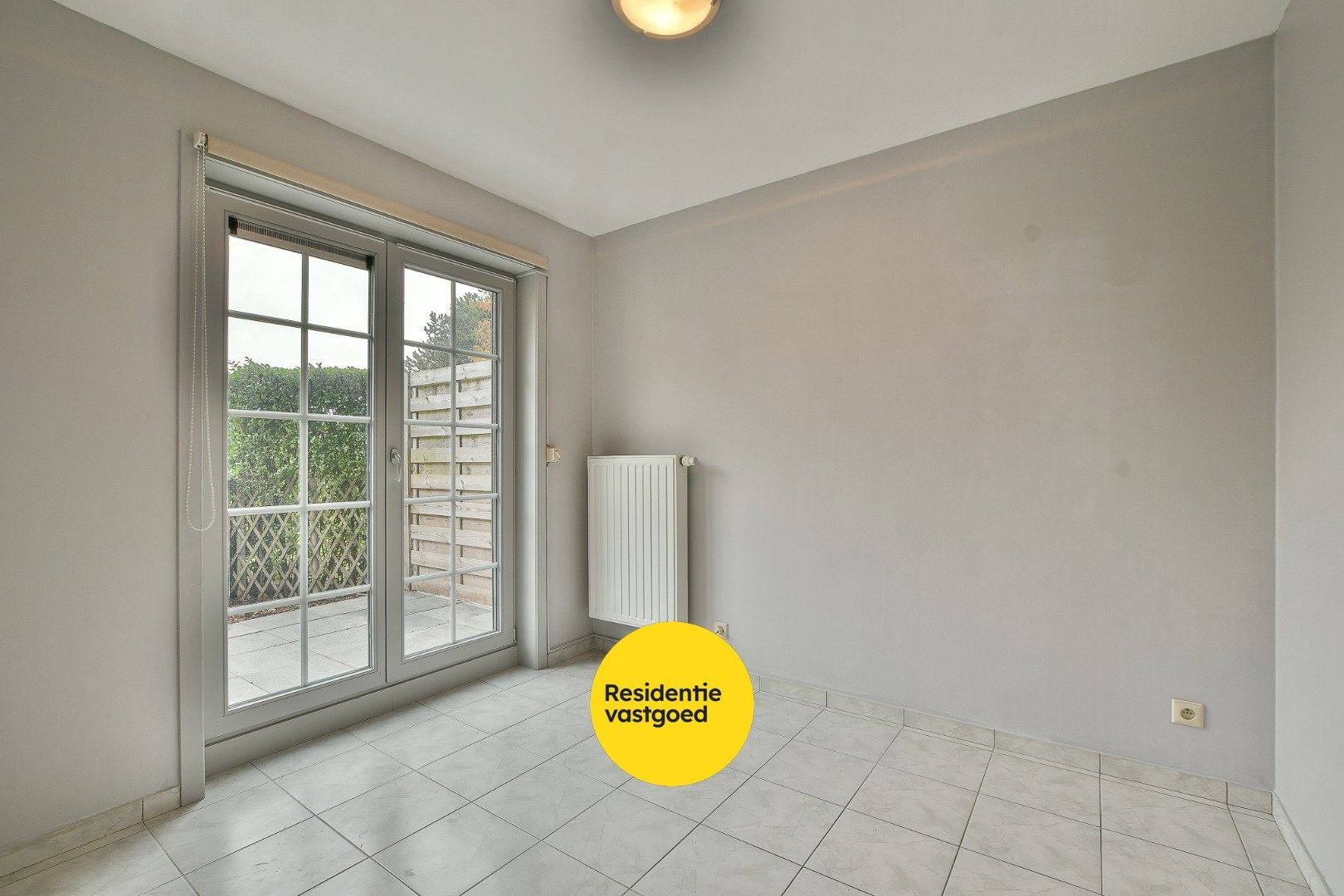 Modern gelijkvloers appartement met 2 slaapkamers– op slechts 500m van strand en zee! foto 14